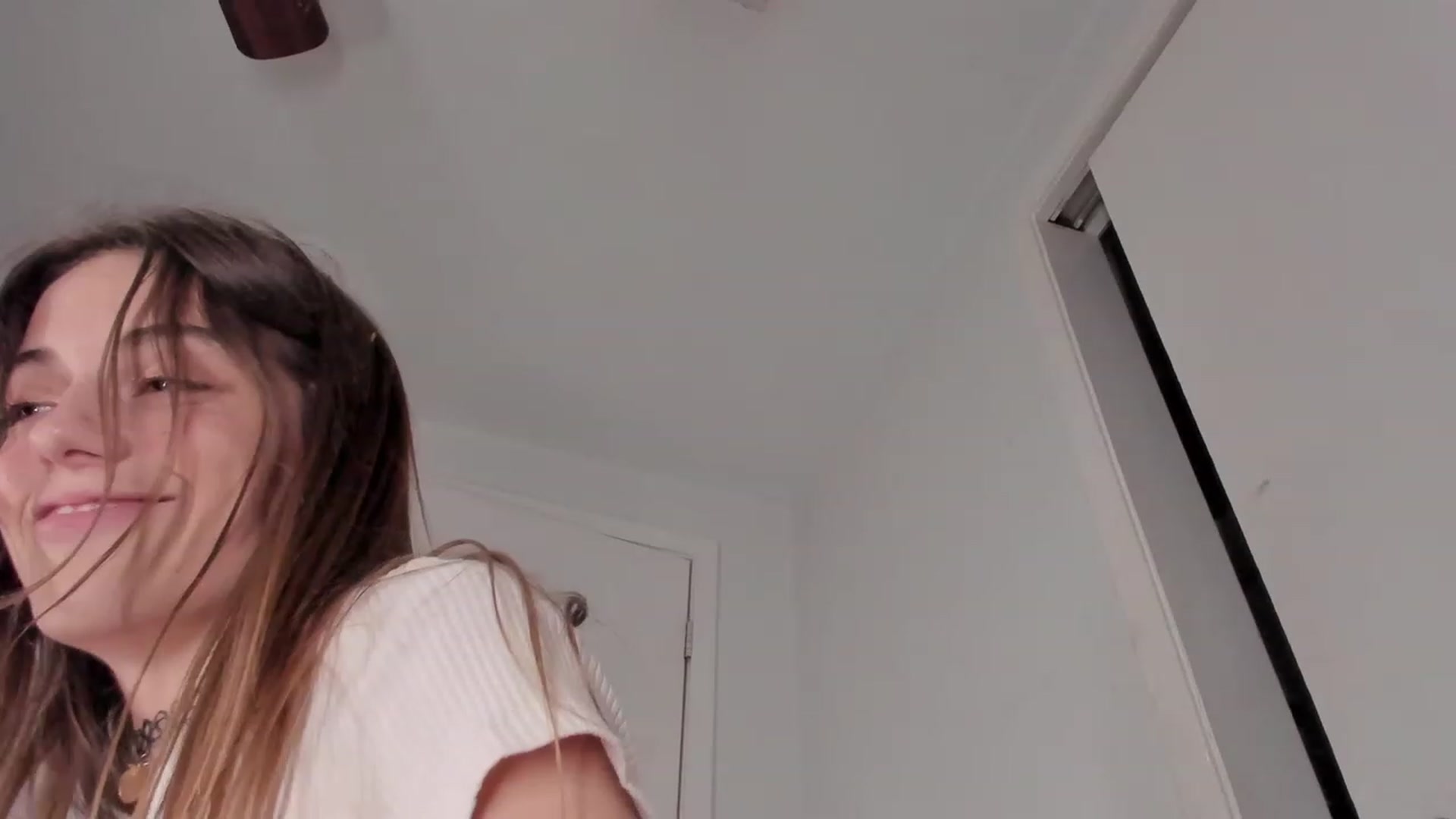 Gallery image thumbnail from NaomiDee's myfreecams stream on, 06/06/2023, 07:02 image 7 of 20