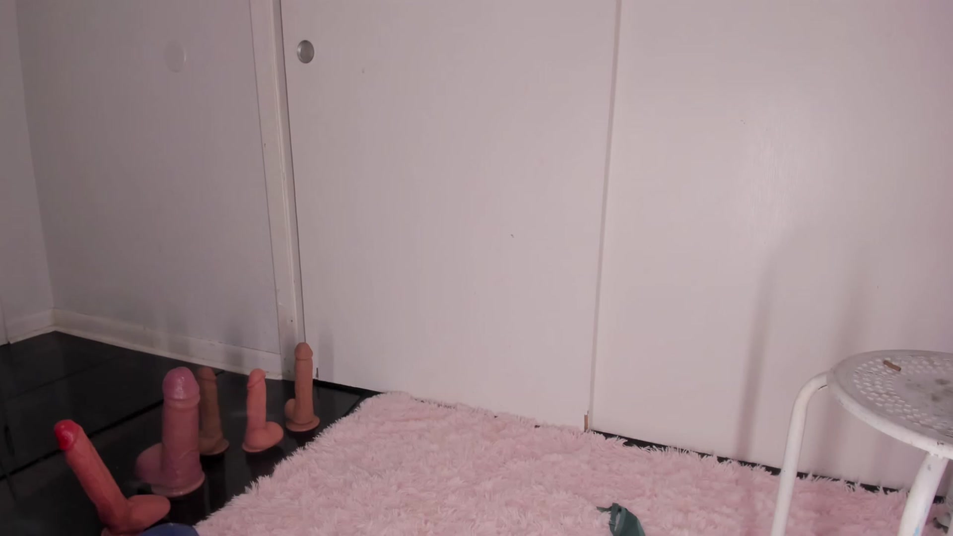 Gallery image thumbnail from NaomiDee's myfreecams stream on, 06/10/2023, 11:25 image 8 of 20