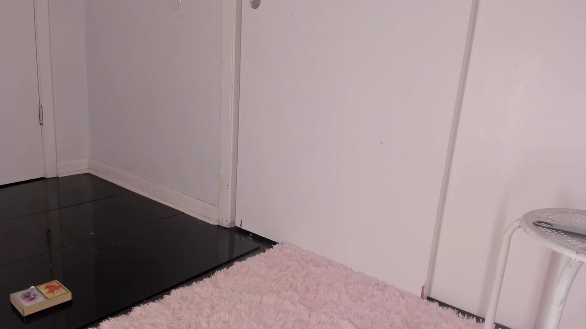 Gallery image thumbnail from NaomiDee's myfreecams stream on, 06/12/2023, 08:39 image 20 of 20