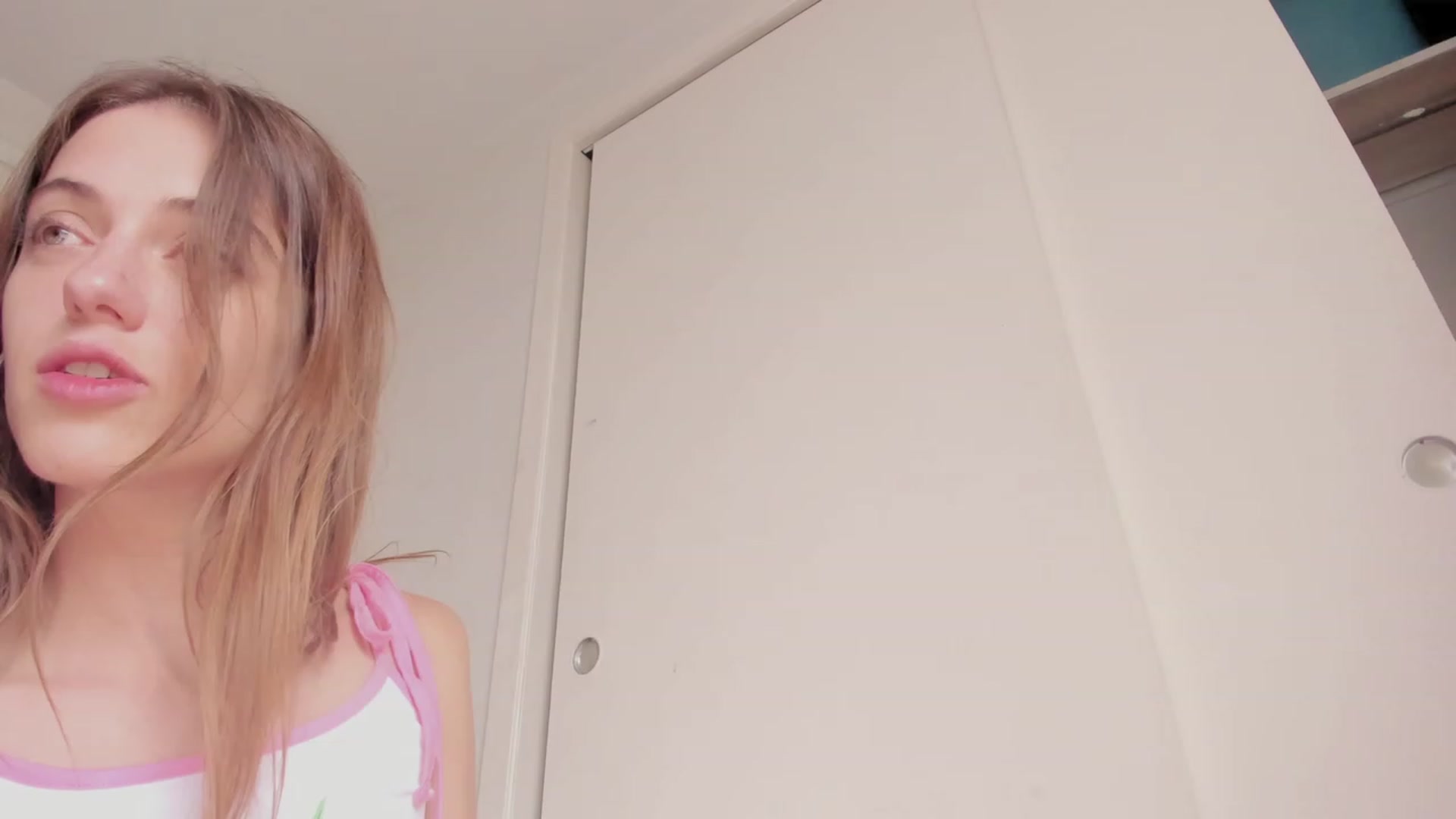 Gallery image thumbnail from NaomiDee's myfreecams stream on, 06/14/2023, 16:08 image 4 of 20