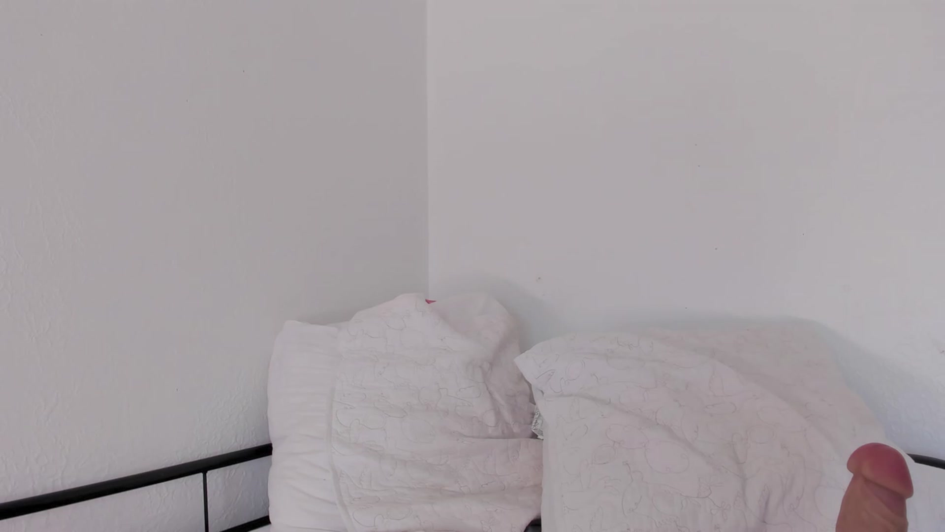 Gallery image thumbnail from NaomiDee's myfreecams stream on, 06/21/2023, 19:27 image 17 of 20