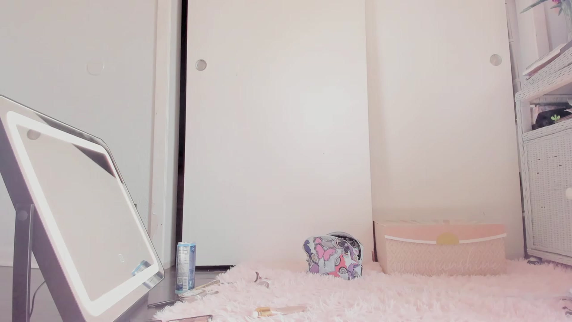 Gallery image thumbnail from NaomiDee's myfreecams stream on, 06/24/2023, 16:13 image 2 of 20