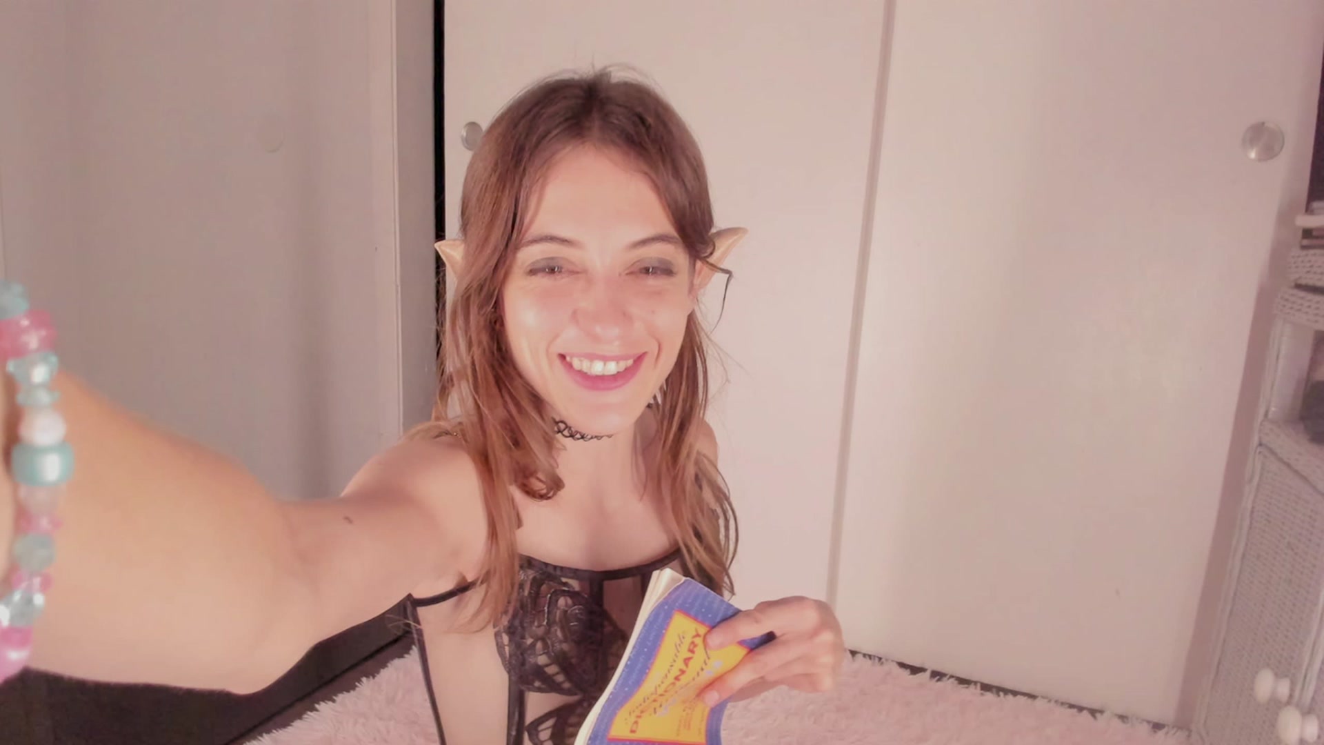 Gallery image thumbnail from NaomiDee's myfreecams stream on, 06/25/2023, 05:59 image 12 of 20