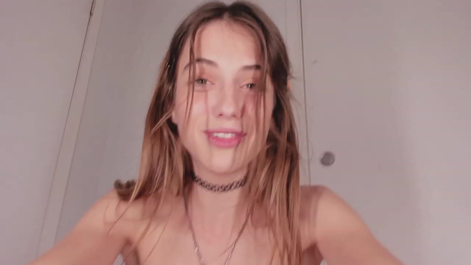 Gallery image thumbnail from NaomiDee's myfreecams stream on, 07/07/2023, 05:32 image 12 of 20