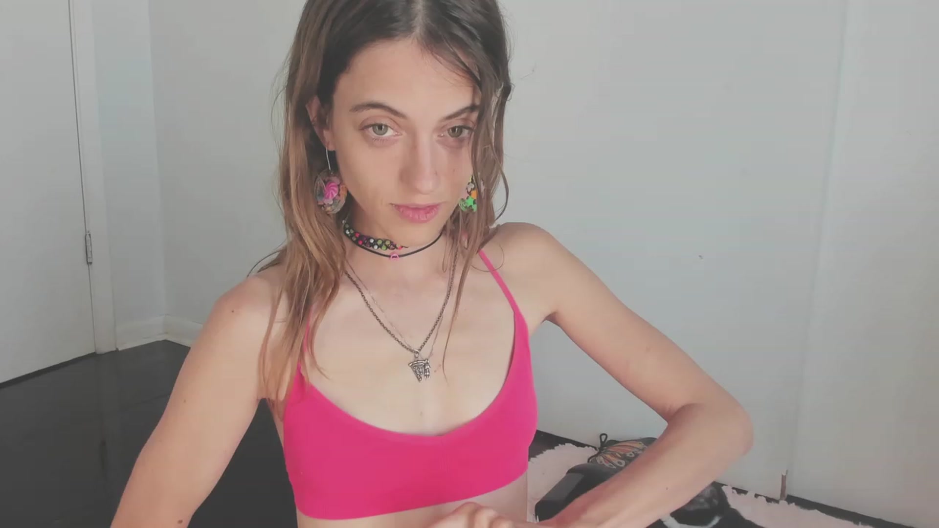 Gallery image thumbnail from NaomiDee's myfreecams stream on, 07/20/2023, 20:45 image 18 of 20