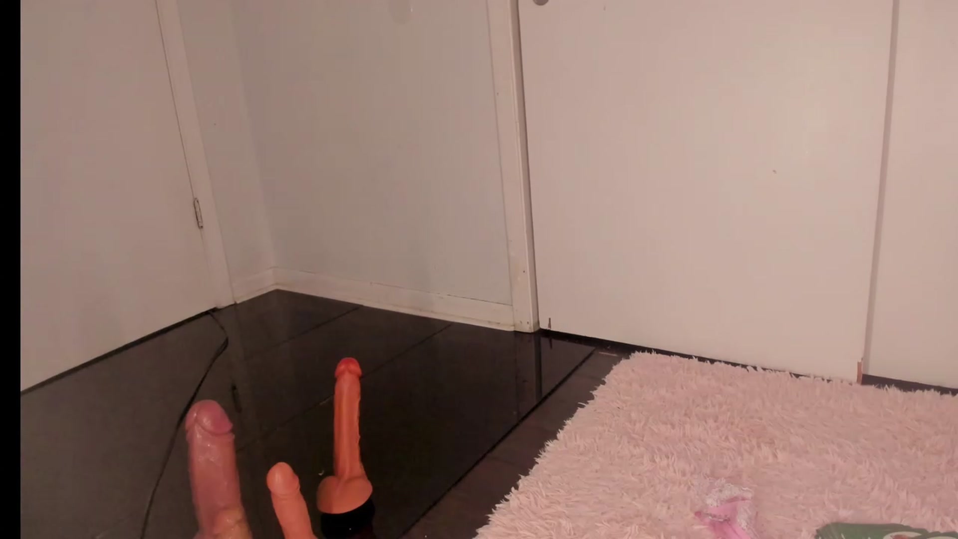 Gallery image thumbnail from NaomiDee's myfreecams stream on, 07/29/2023, 11:10 image 18 of 20