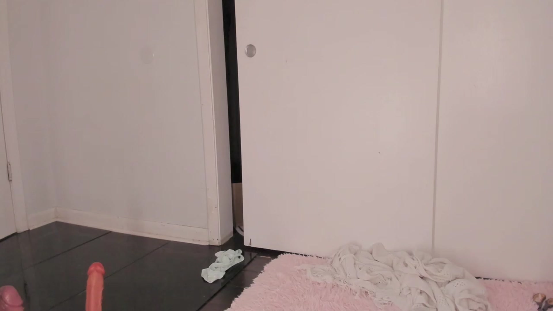 Gallery image thumbnail from NaomiDee's myfreecams stream on, 07/30/2023, 06:59 image 8 of 20