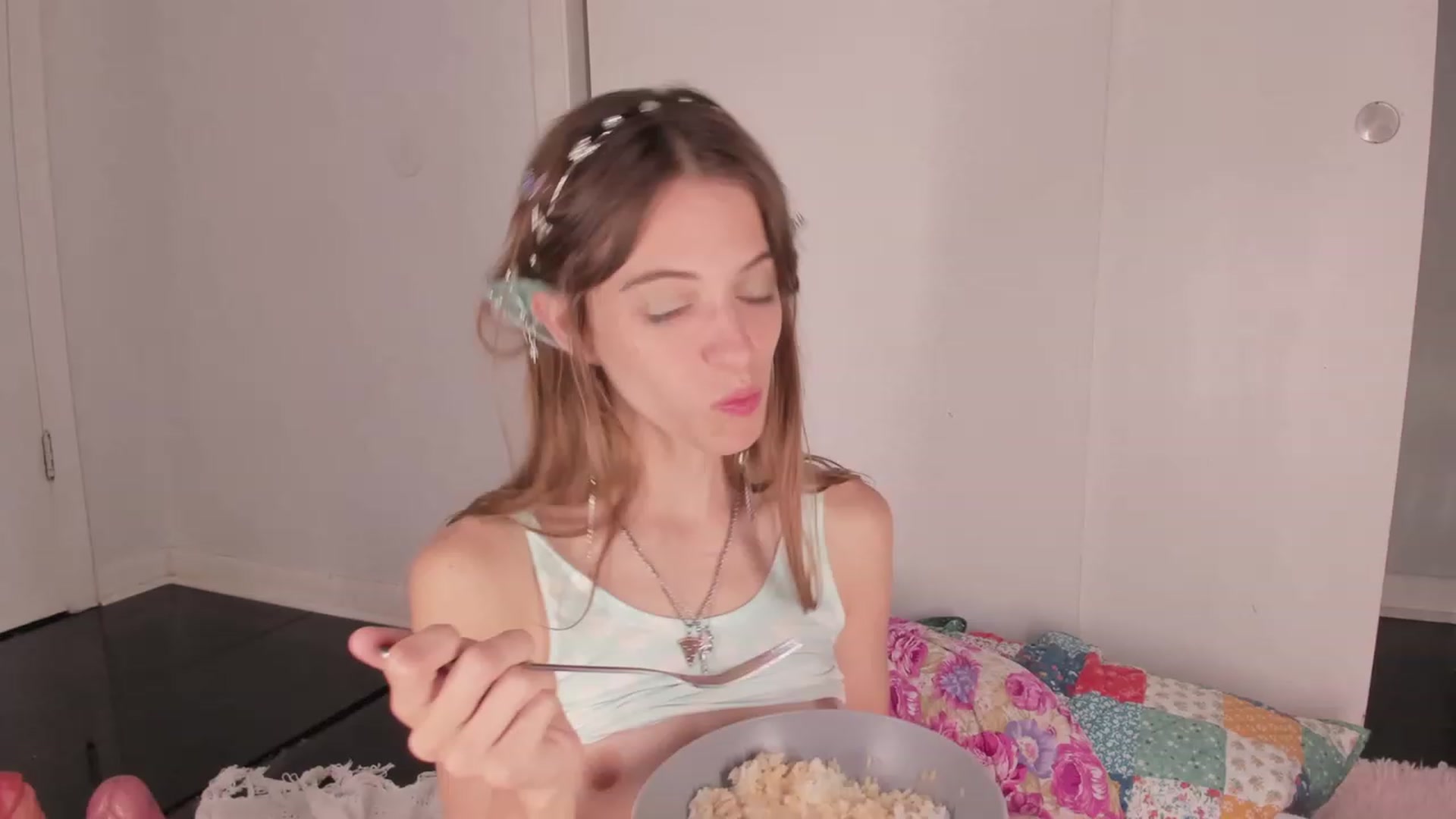 Gallery image thumbnail from NaomiDee's myfreecams stream on, 07/30/2023, 10:38 image 15 of 20