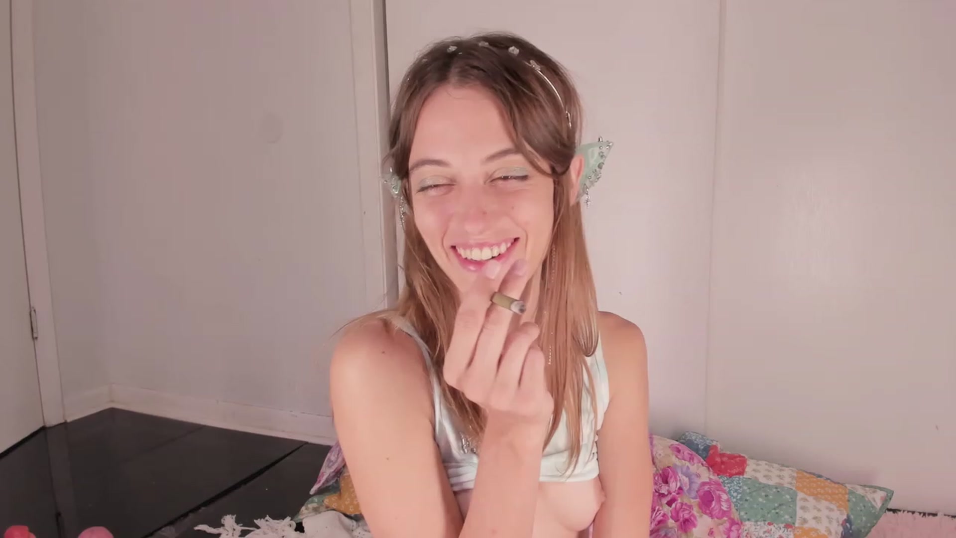 Gallery image thumbnail from NaomiDee's myfreecams stream on, 07/30/2023, 10:38 image 4 of 20