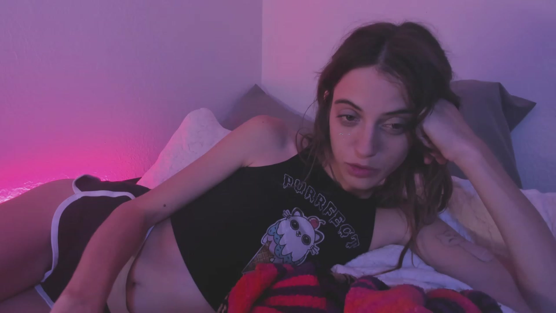 Gallery image thumbnail from NaomiDee's myfreecams stream on, 07/31/2023, 11:21 image 8 of 20