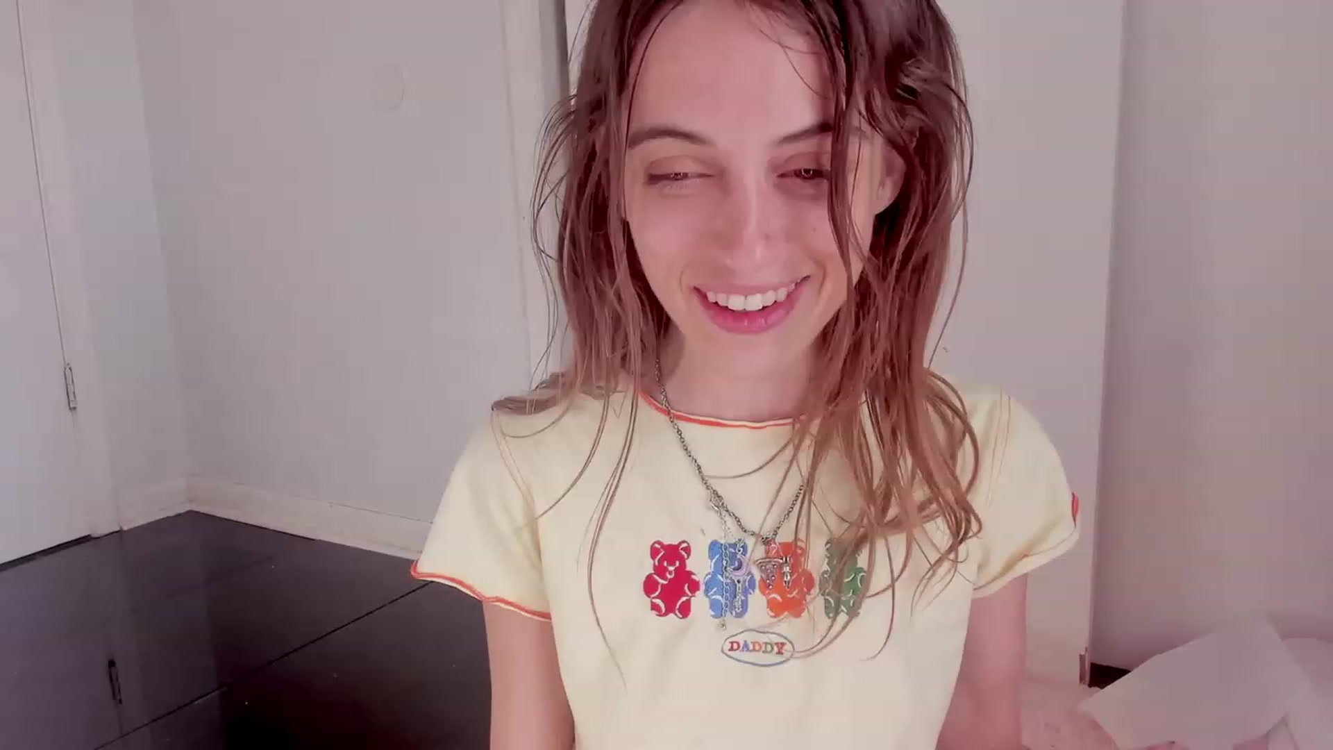 Gallery image thumbnail from NaomiDee's myfreecams stream on, 08/01/2023, 16:15 image 6 of 20