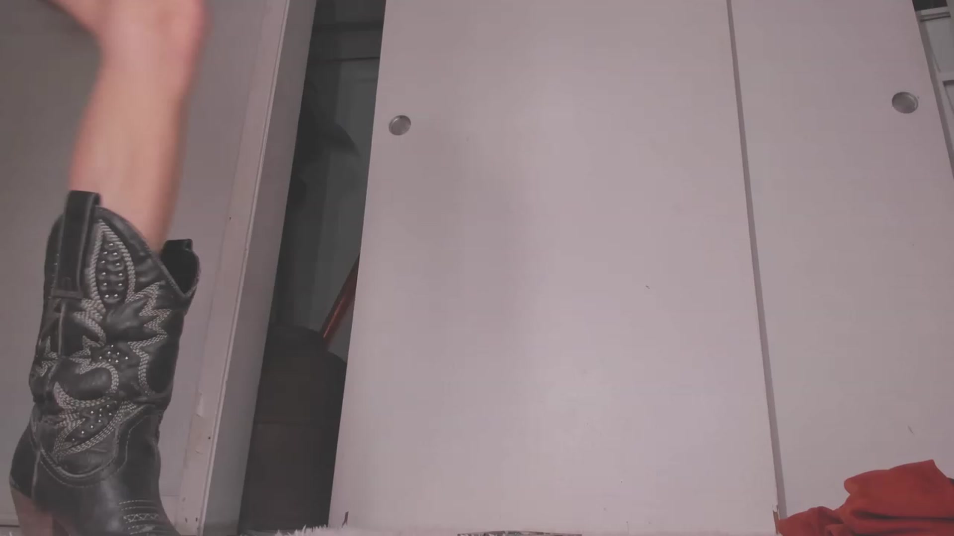 Gallery image thumbnail from NaomiDee's myfreecams stream on, 08/05/2023, 10:41 image 8 of 20