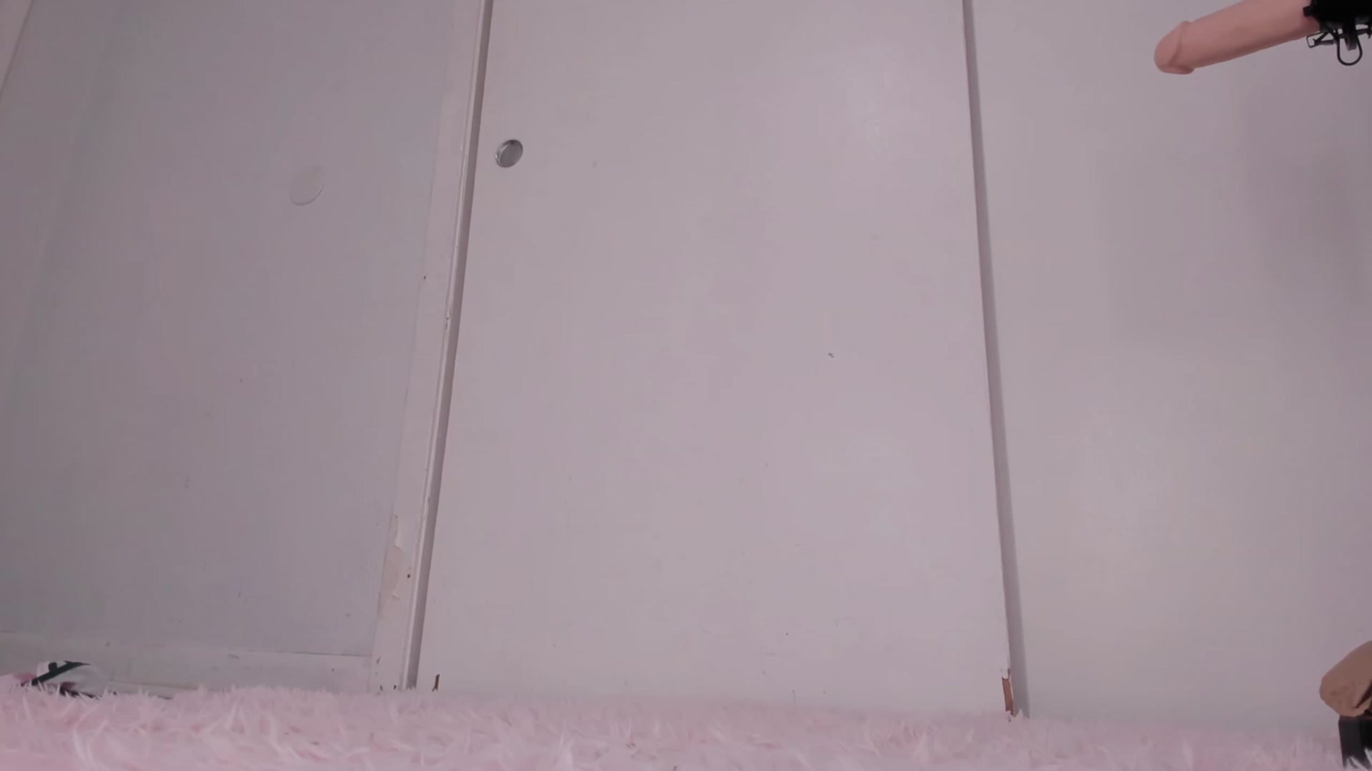 Gallery image thumbnail from NaomiDee's myfreecams stream on, 08/11/2023, 11:46 image 2 of 20