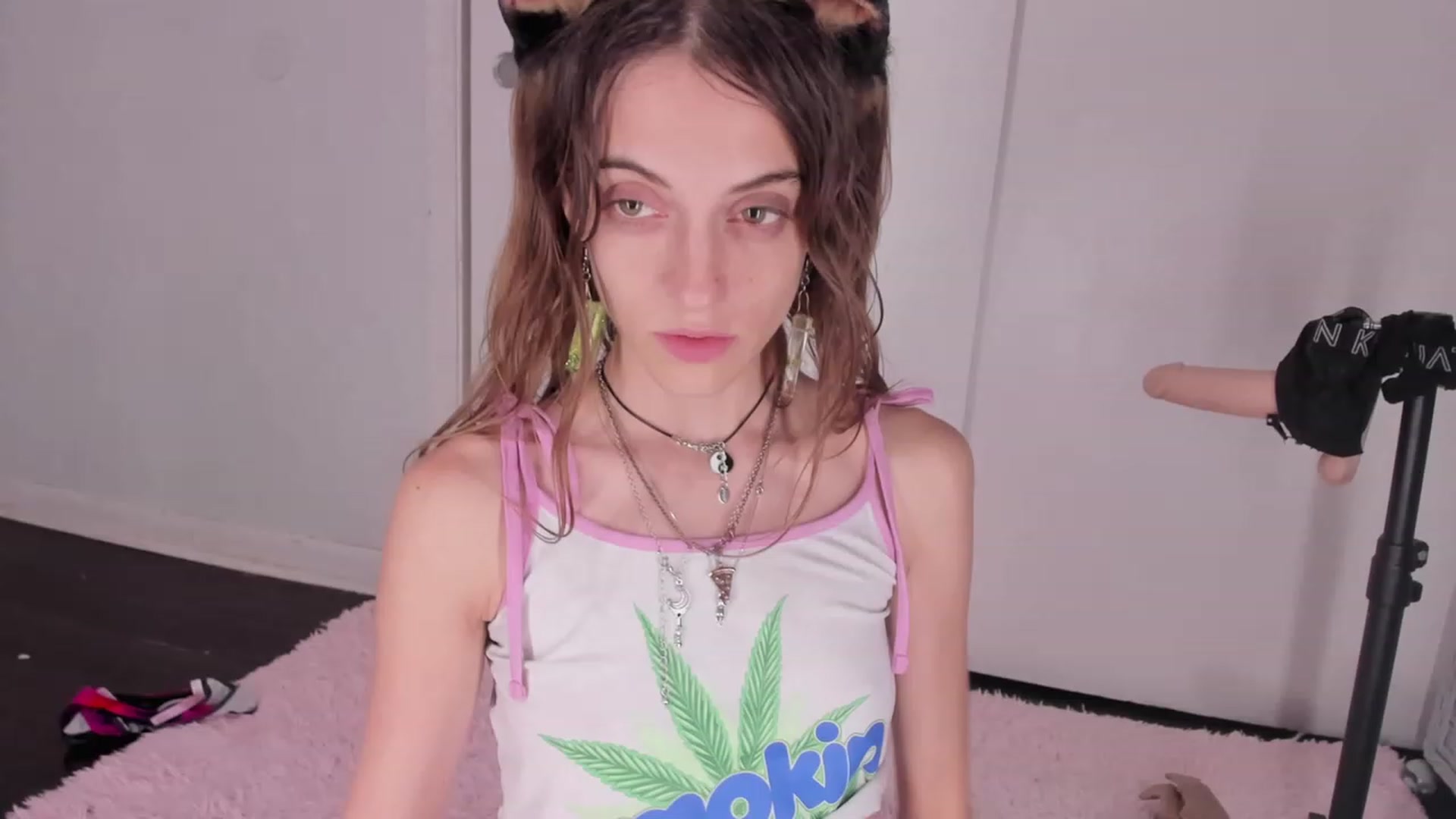 Gallery image thumbnail from NaomiDee's myfreecams stream on, 08/11/2023, 11:46 image 4 of 20