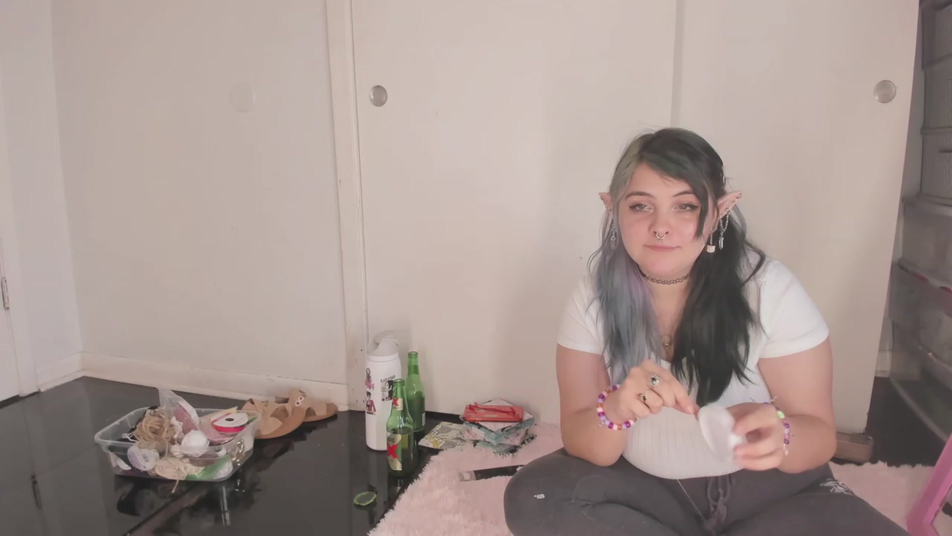 Gallery image thumbnail from NaomiDee's myfreecams stream on, 08/31/2023, 24:00 image 17 of 20