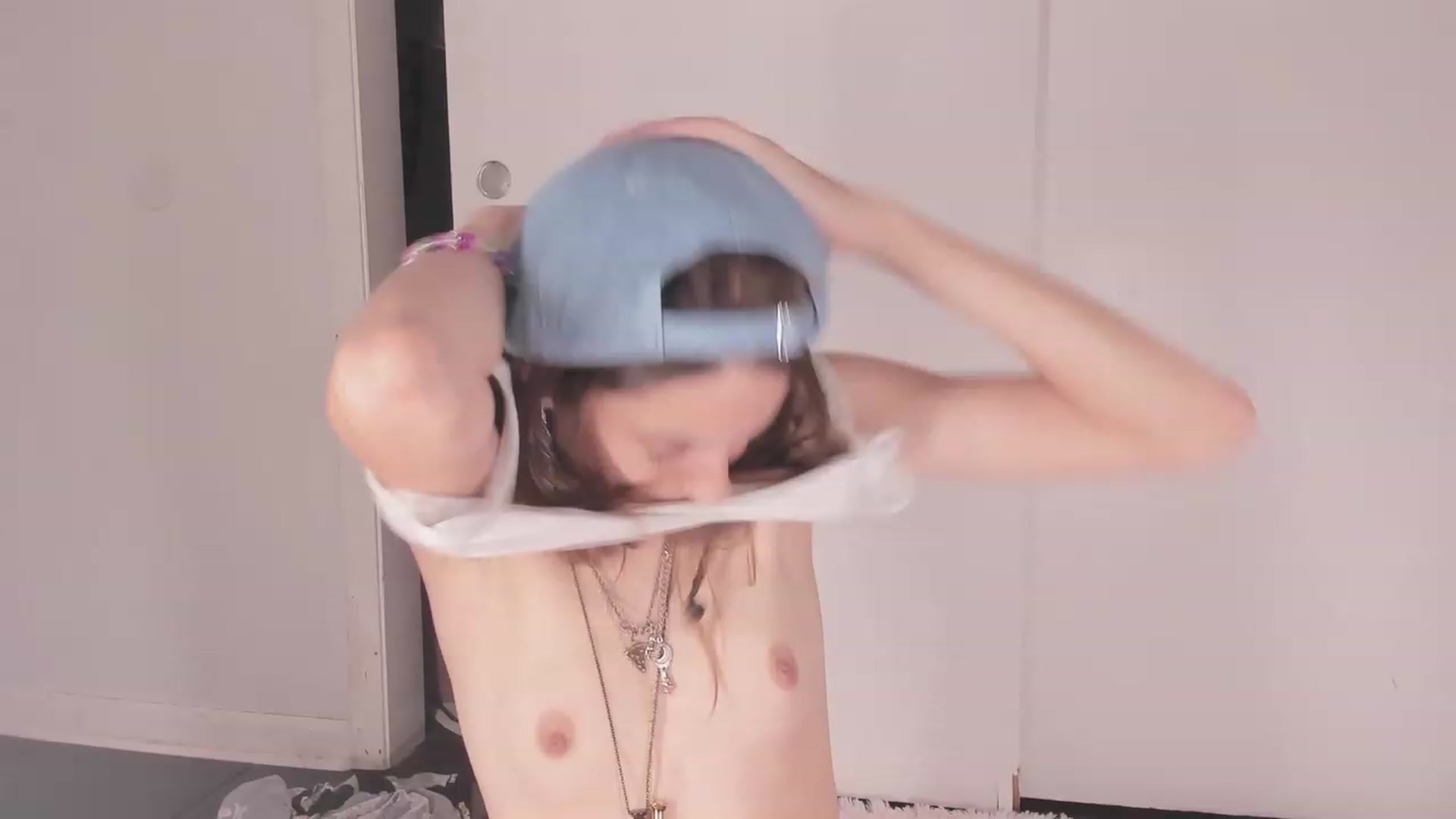 Gallery image thumbnail from NaomiDee's myfreecams stream on, 09/01/2023, 08:02 image 11 of 20