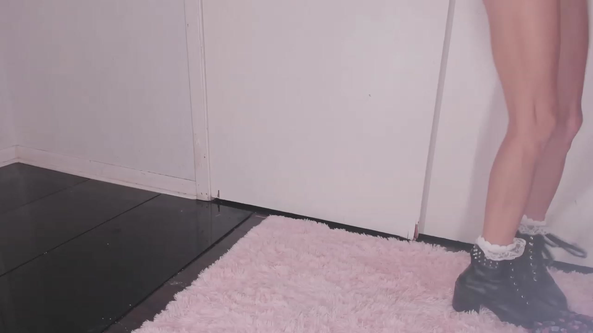 Gallery image thumbnail from NaomiDee's myfreecams stream on, 09/02/2023, 07:41 image 17 of 20