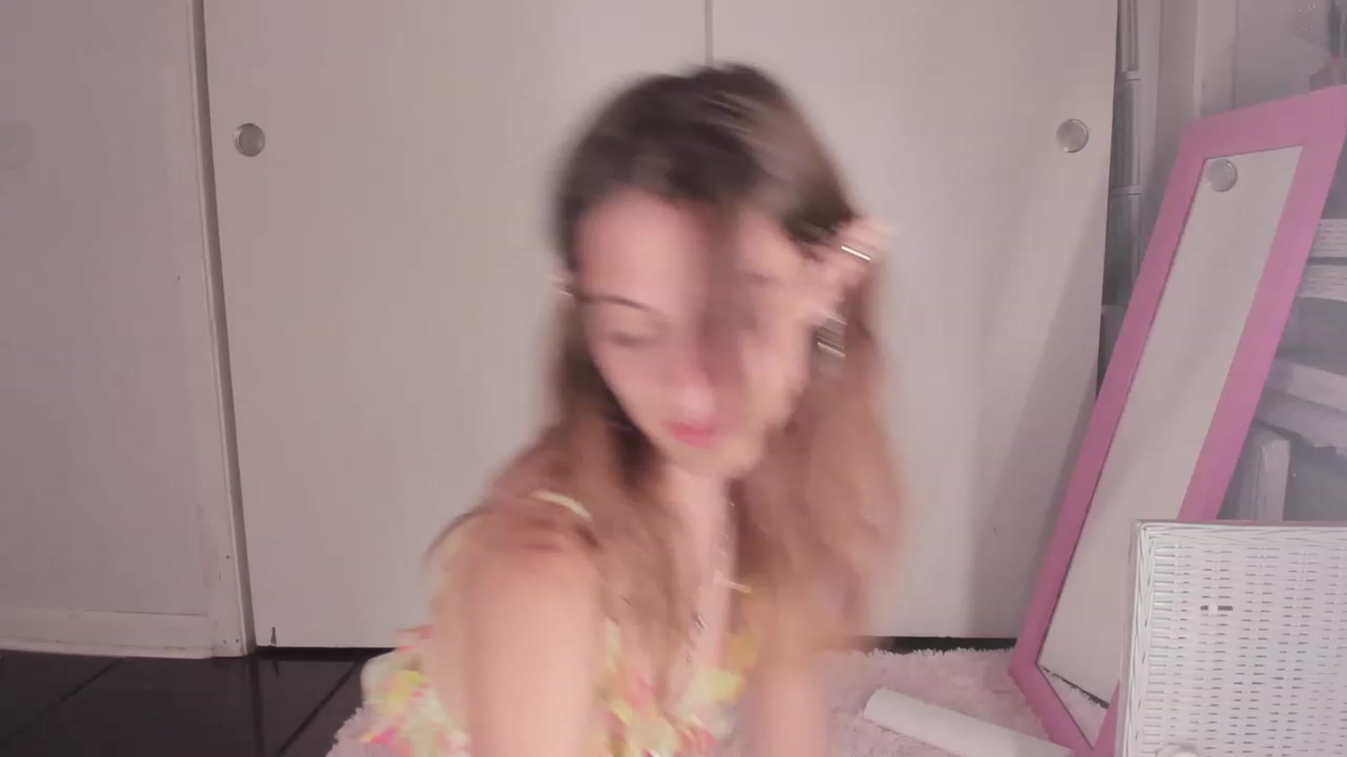 Gallery image thumbnail from NaomiDee's myfreecams stream on, 09/05/2023, 07:38 image 11 of 20