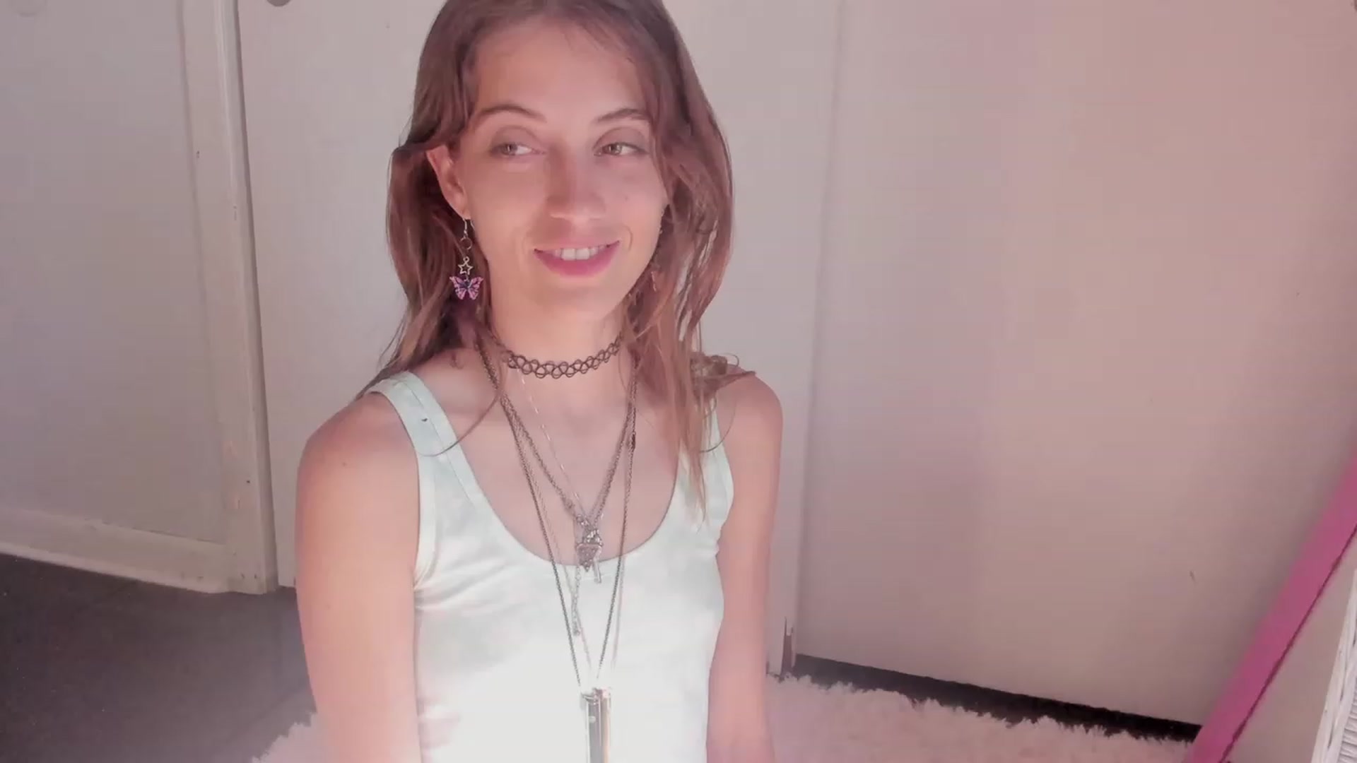 Gallery image thumbnail from NaomiDee's myfreecams stream on, 09/08/2023, 16:33 image 6 of 20