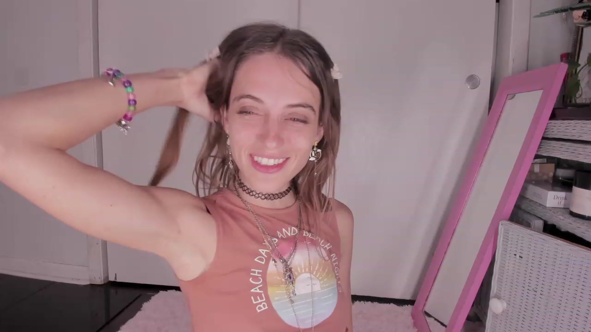 Gallery image thumbnail from NaomiDee's myfreecams stream on, 09/09/2023, 09:39 image 3 of 20