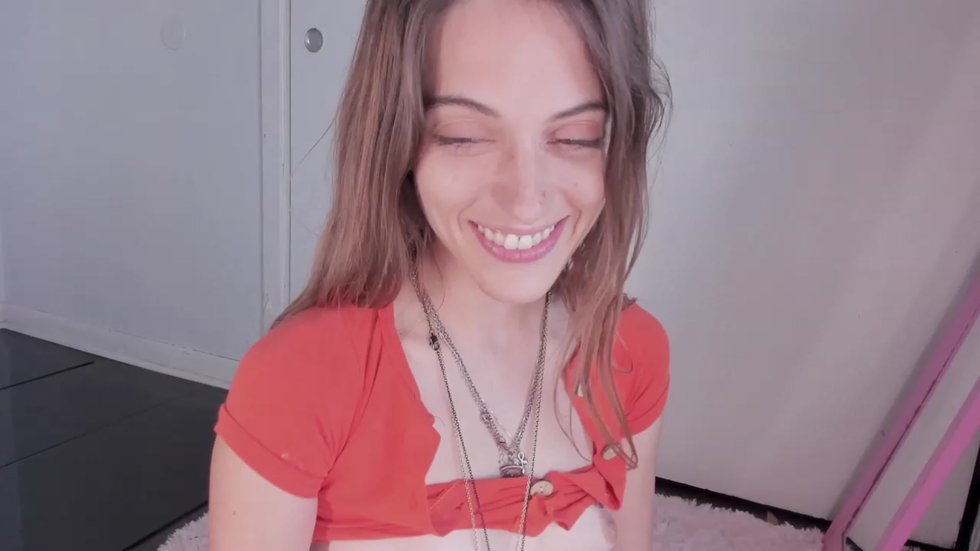 Gallery image thumbnail from NaomiDee's myfreecams stream on, 09/12/2023, 24:15 image 16 of 20