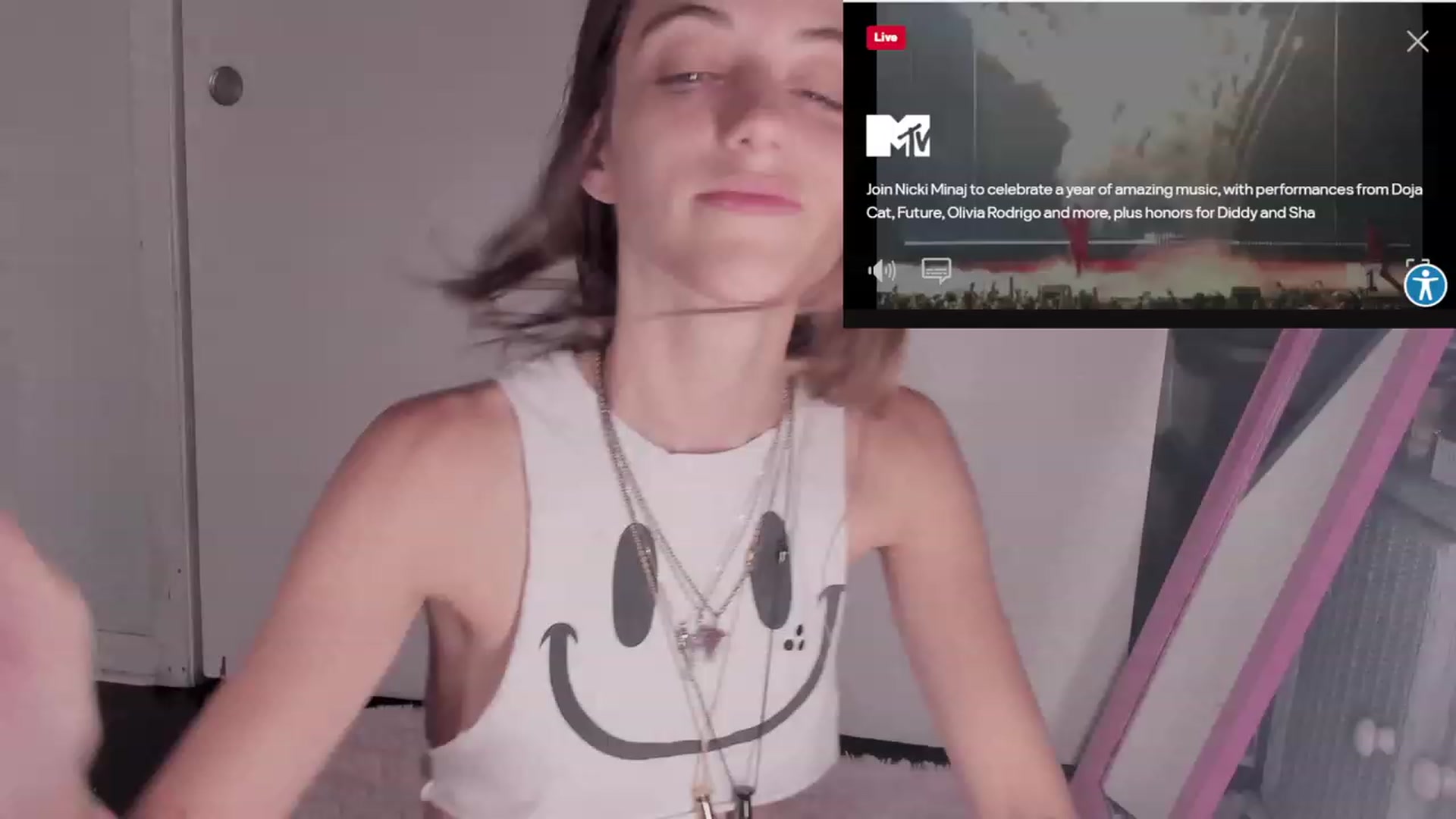 Gallery image thumbnail from NaomiDee's myfreecams stream on, 09/13/2023, 02:33 image 5 of 20