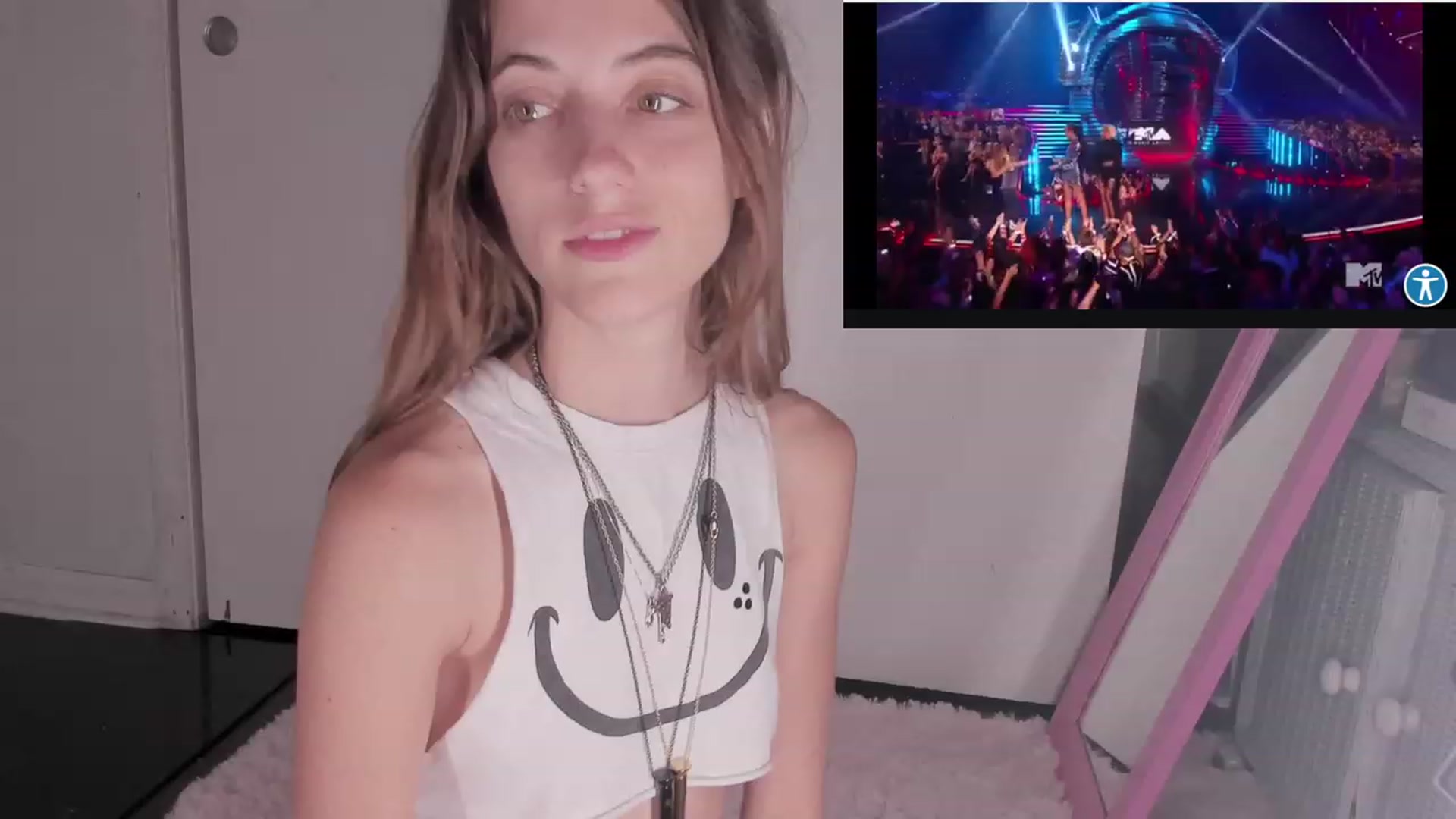 Gallery image thumbnail from NaomiDee's myfreecams stream on, 09/13/2023, 02:33 image 9 of 20