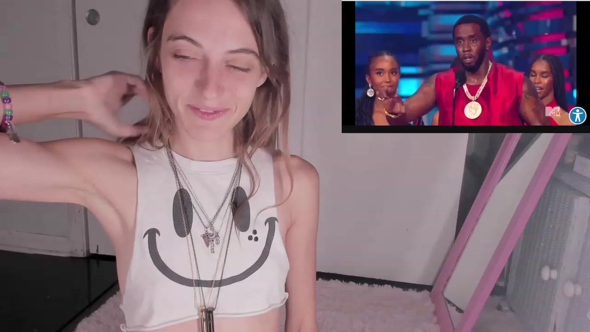 Gallery image thumbnail from NaomiDee's myfreecams stream on, 09/13/2023, 02:33 image 10 of 20