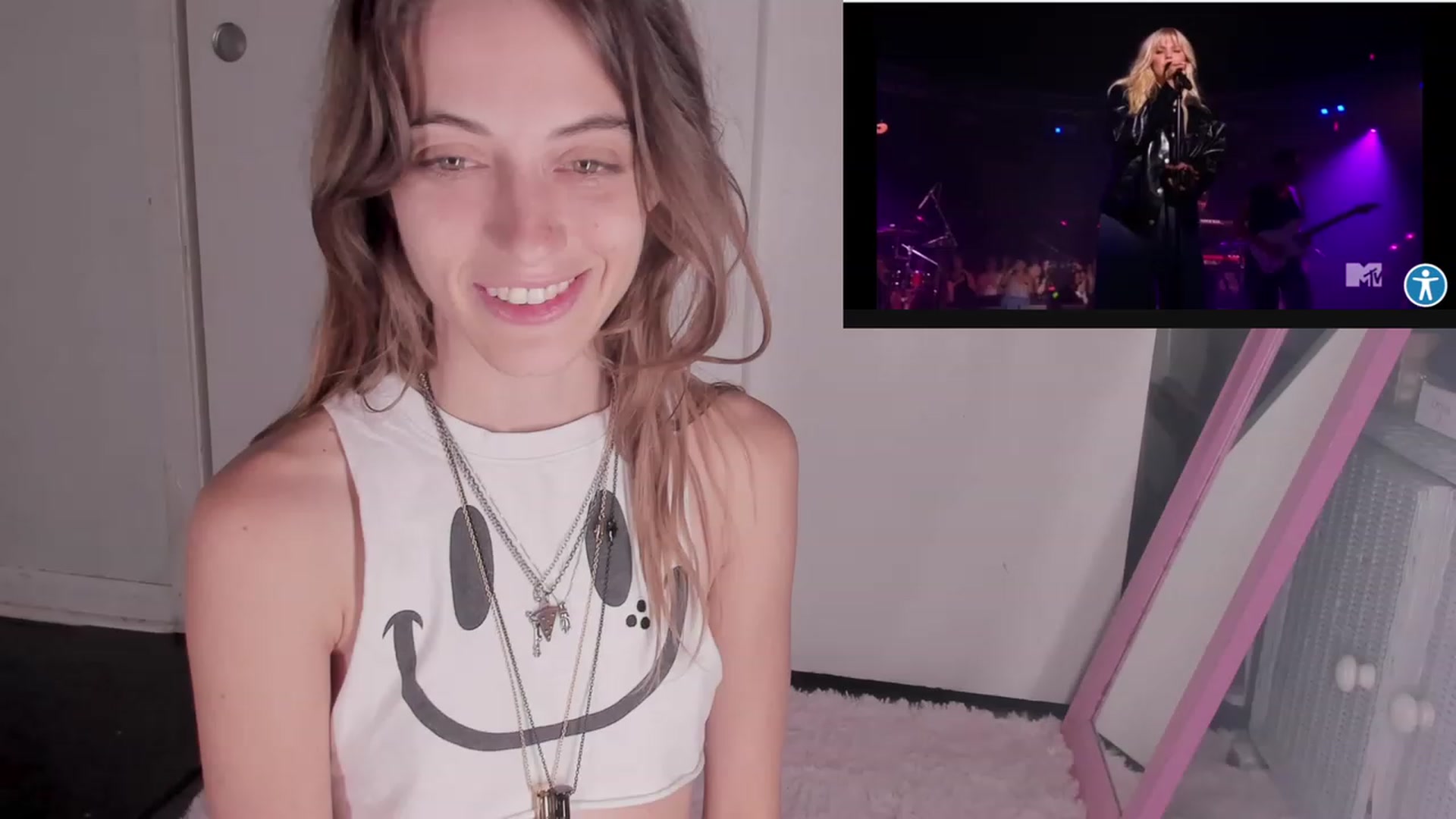 Gallery image thumbnail from NaomiDee's myfreecams stream on, 09/13/2023, 02:33 image 12 of 20