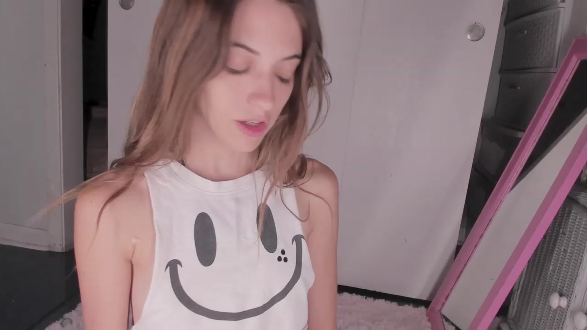 Gallery image thumbnail from NaomiDee's myfreecams stream on, 09/13/2023, 05:08 image 17 of 20