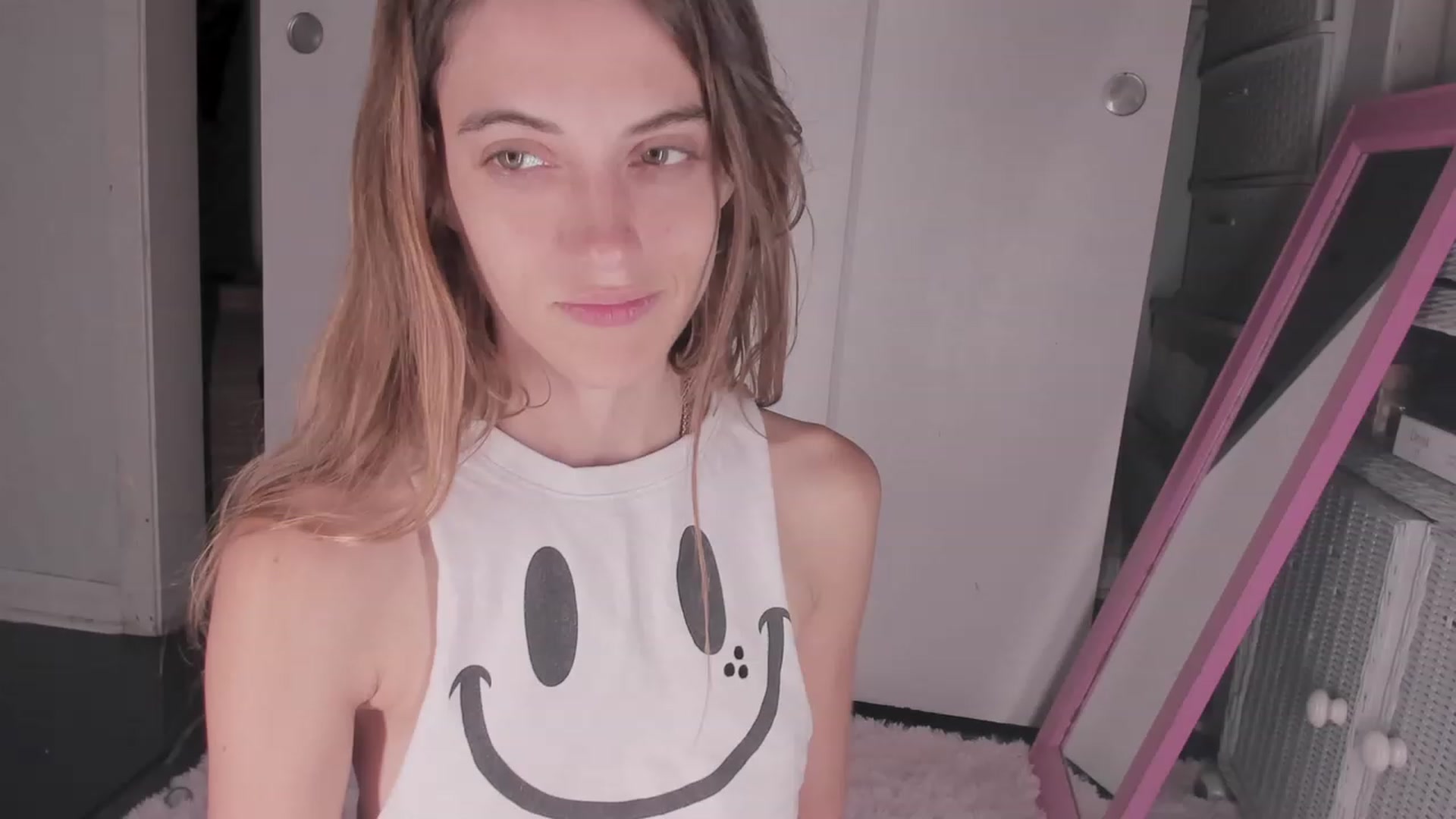 Gallery image thumbnail from NaomiDee's myfreecams stream on, 09/13/2023, 05:08 image 16 of 20