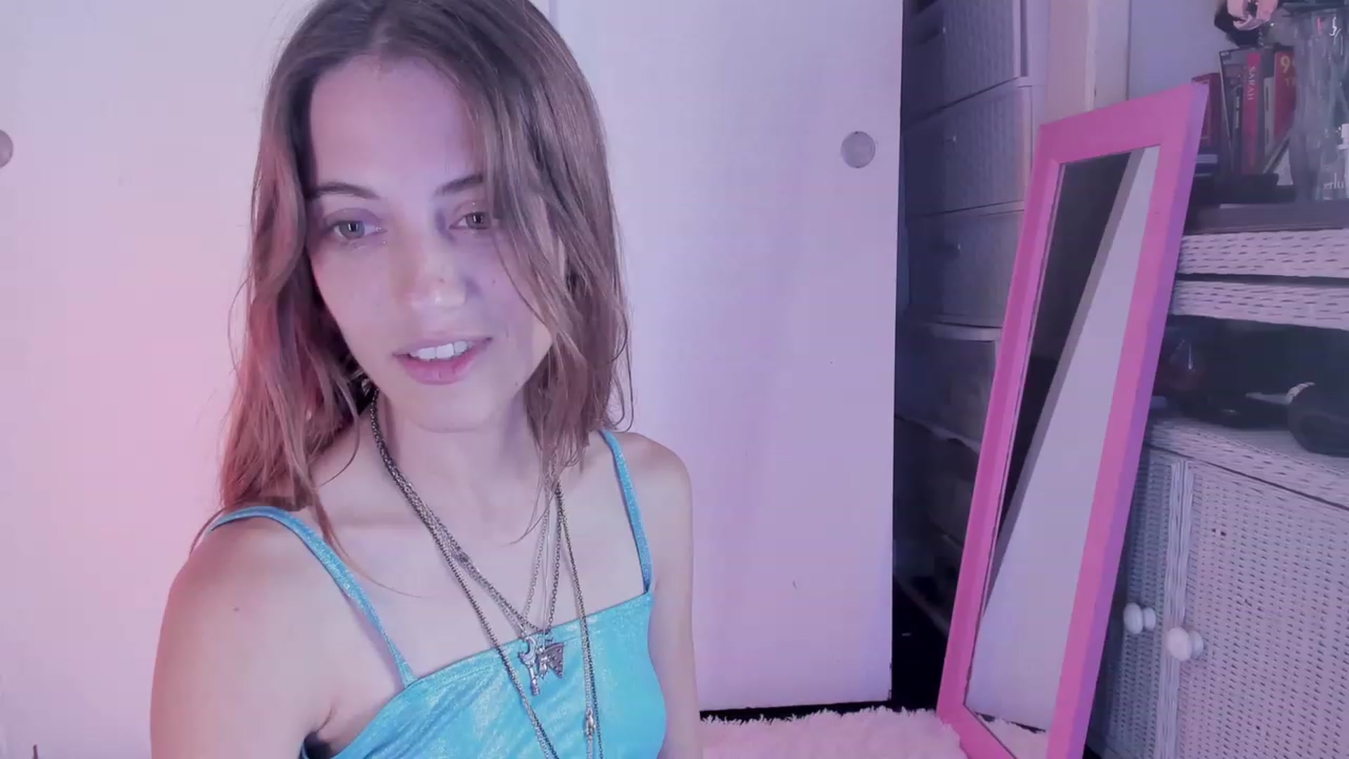 Gallery image thumbnail from NaomiDee's myfreecams stream on, 09/15/2023, 21:31 image 20 of 20
