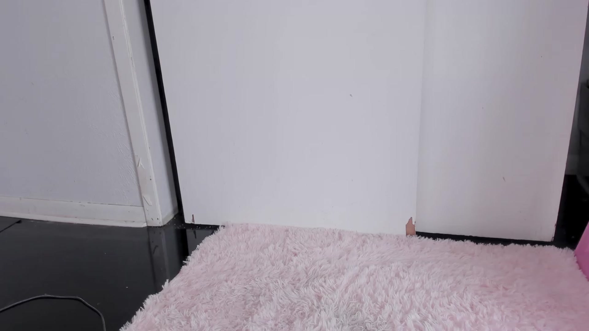 Gallery image thumbnail from NaomiDee's myfreecams stream on, 09/22/2023, 18:04 image 13 of 20