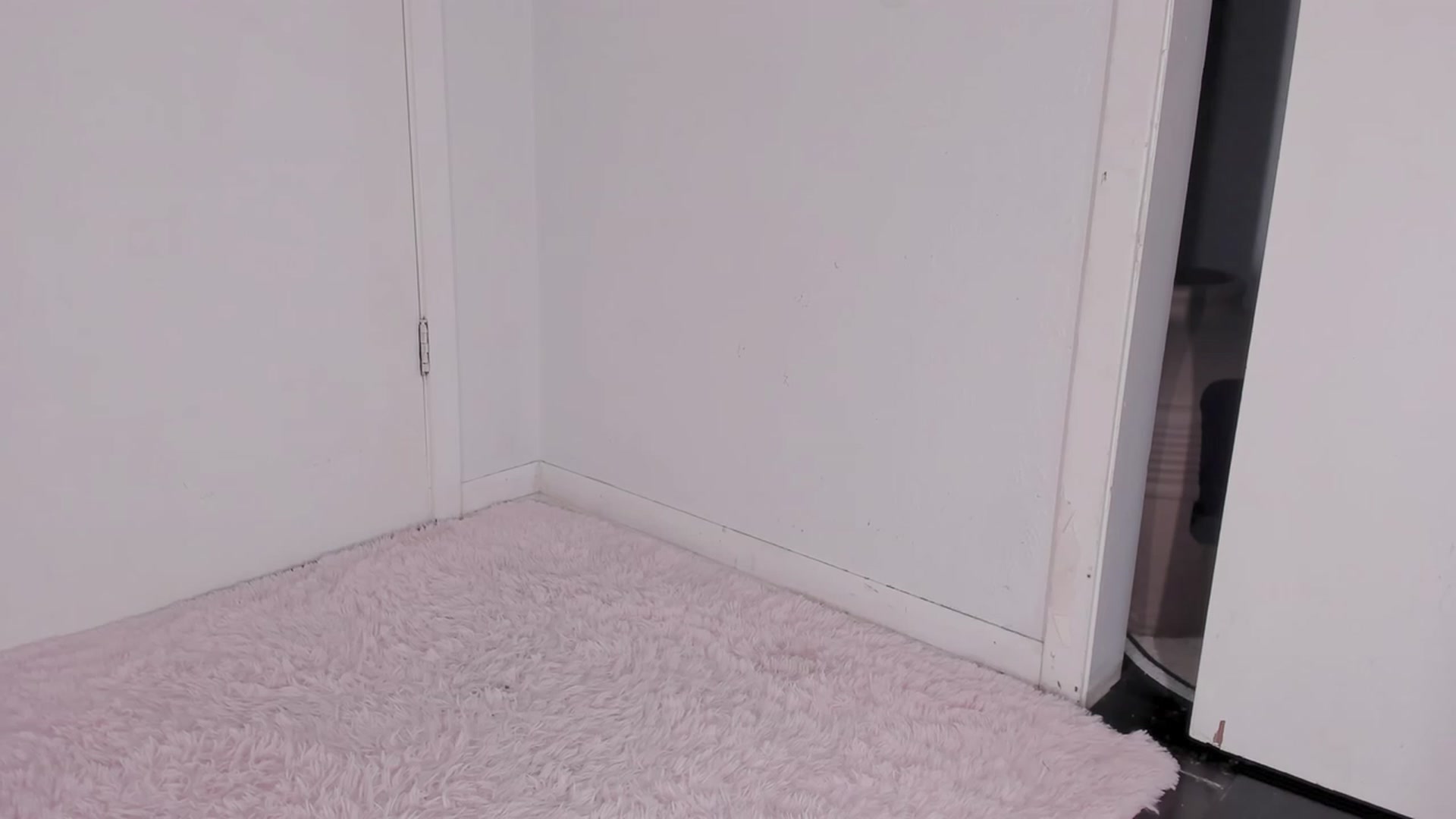 Gallery image thumbnail from NaomiDee's myfreecams stream on, 09/25/2023, 01:29 image 3 of 20