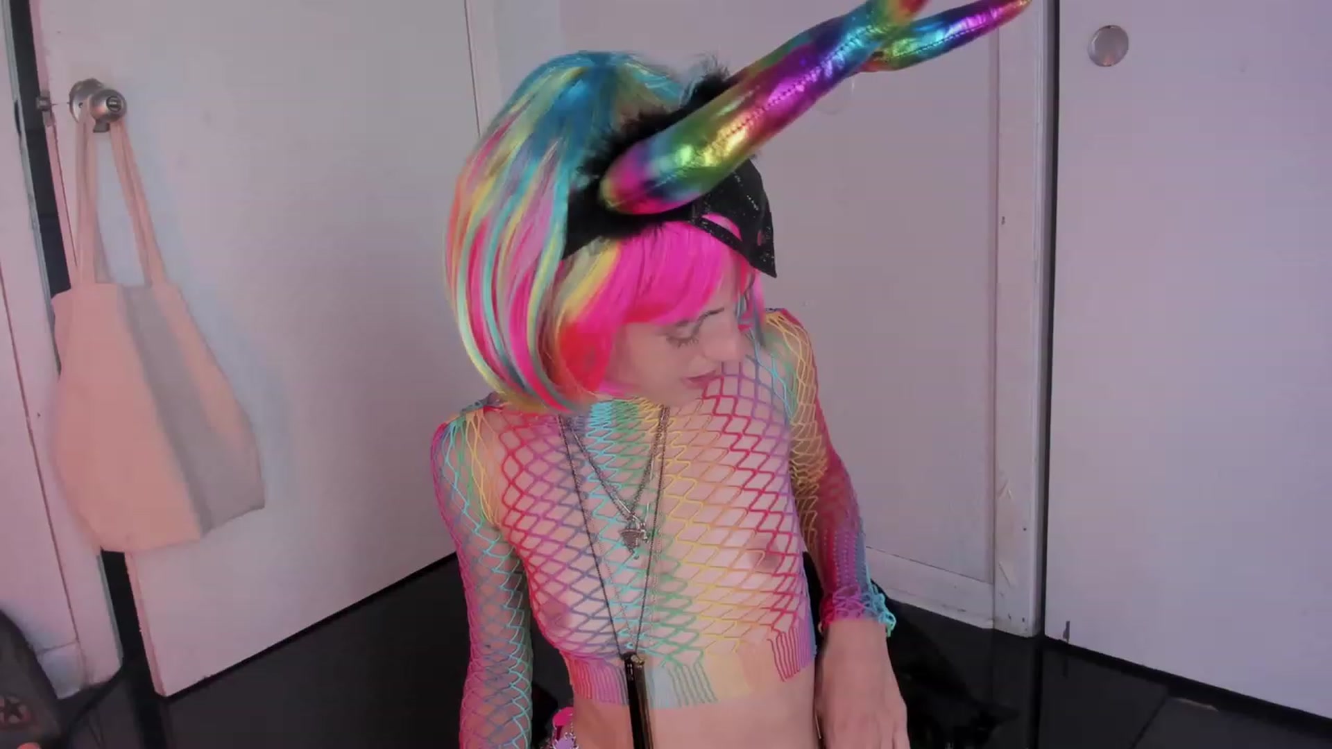 Gallery image thumbnail from NaomiDee's myfreecams stream on, 10/04/2023, 22:30 image 19 of 20