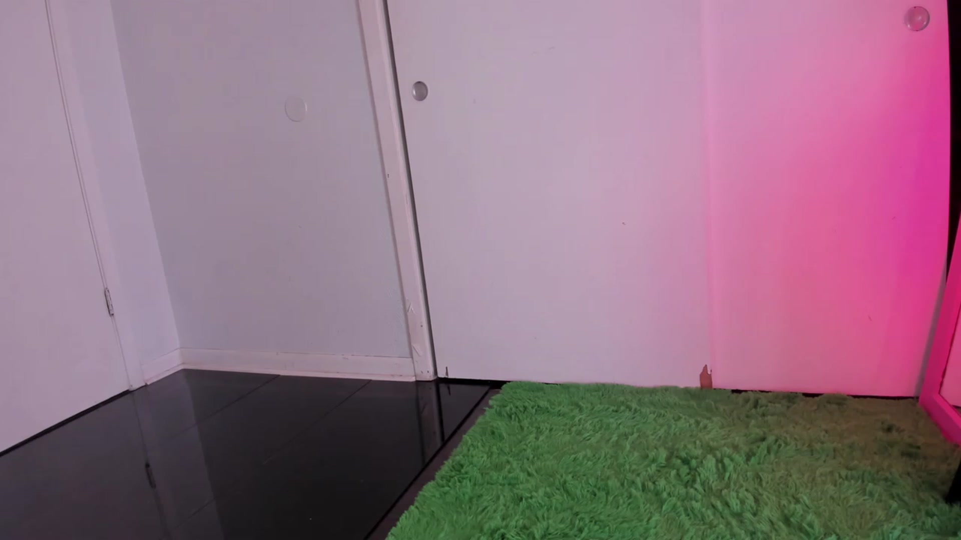 Gallery image thumbnail from NaomiDee's myfreecams stream on, 10/04/2023, 22:30 image 3 of 20
