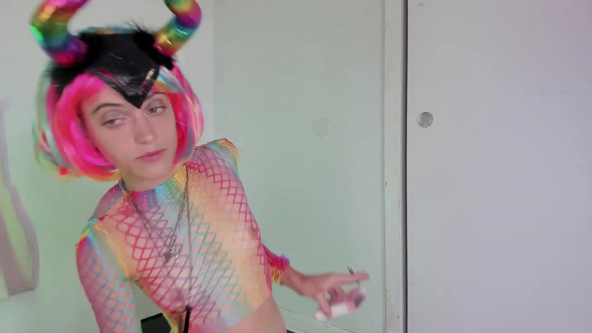 Gallery image thumbnail from NaomiDee's myfreecams stream on, 10/04/2023, 22:30 image 17 of 20