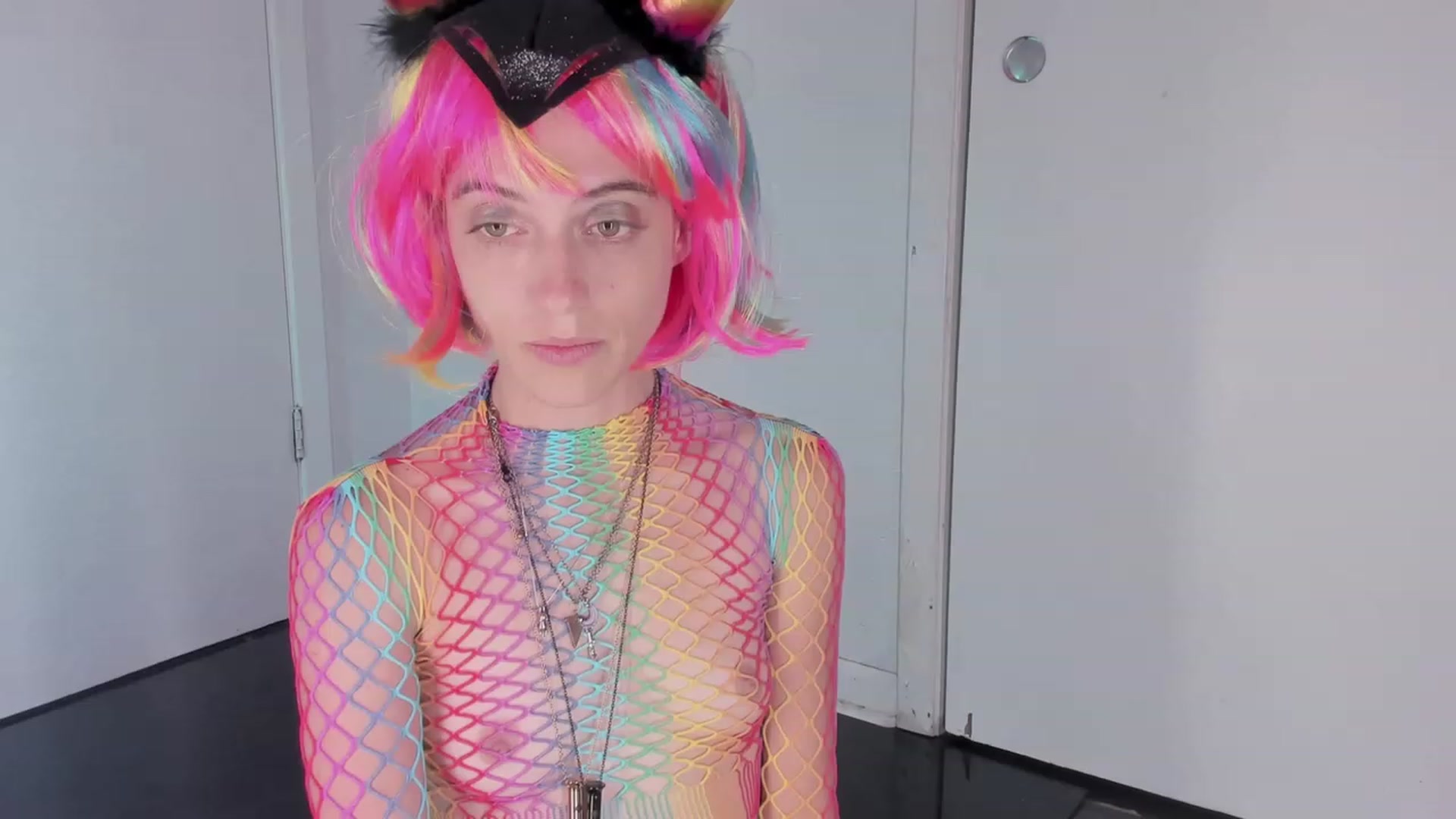 Gallery image thumbnail from NaomiDee's myfreecams stream on, 10/04/2023, 23:59 image 19 of 20