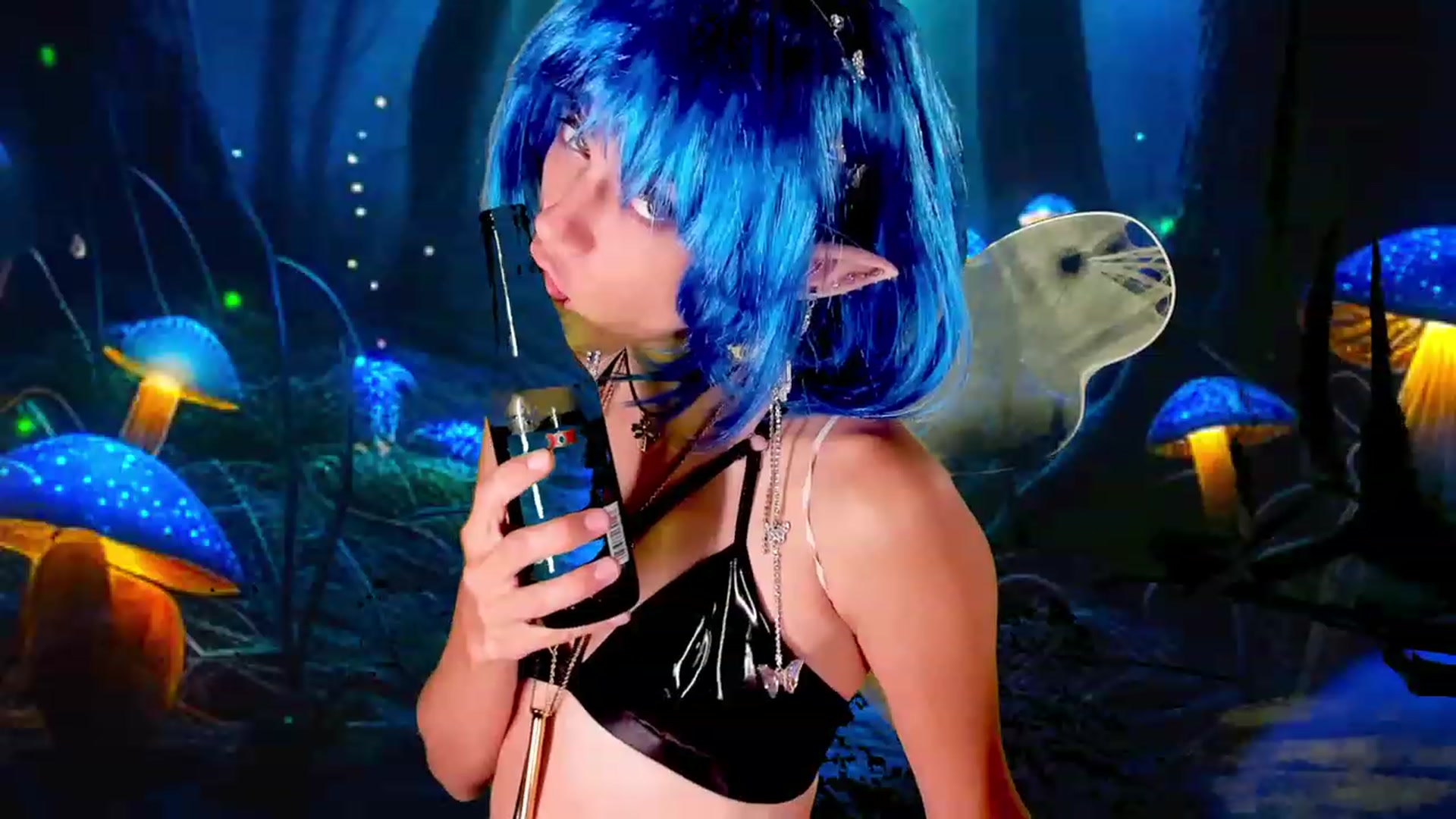 Gallery image thumbnail from NaomiDee's myfreecams stream on, 10/08/2023, 01:51 image 12 of 20