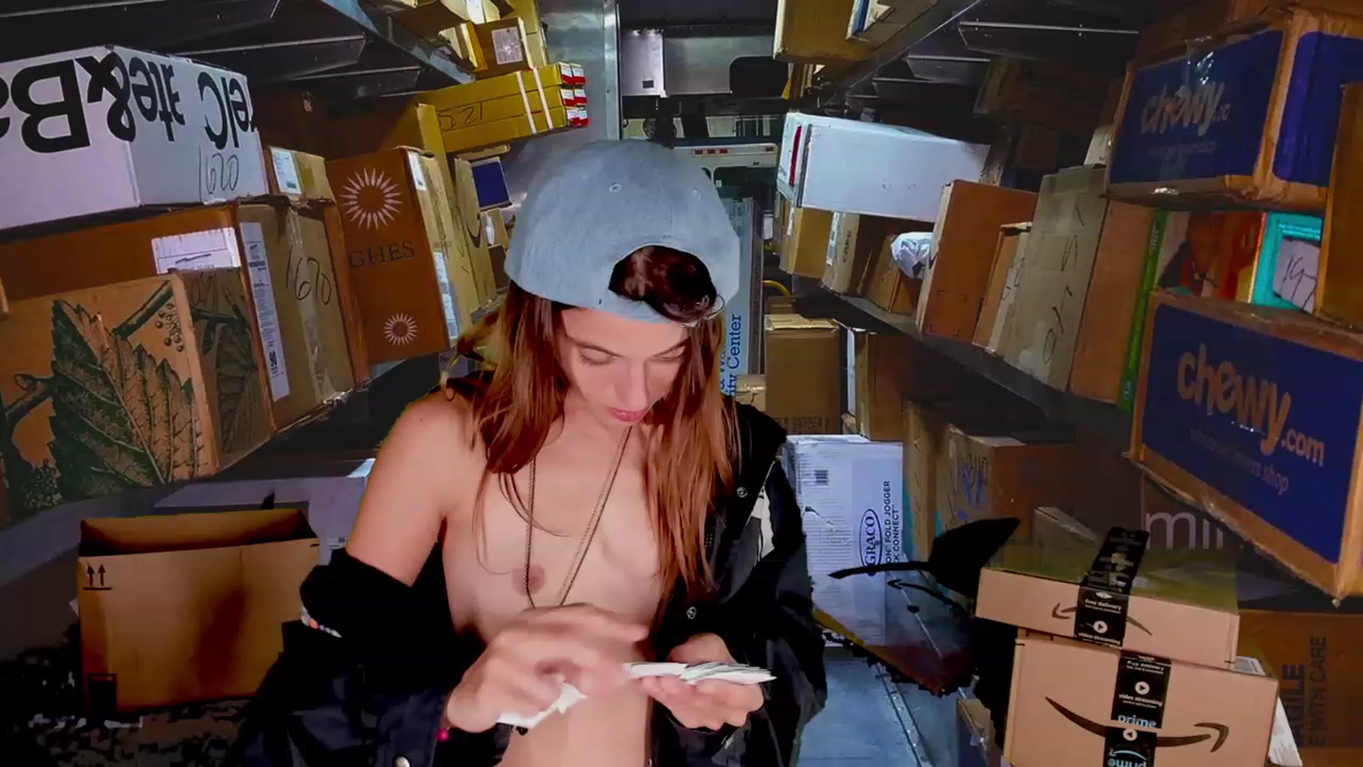 Gallery image thumbnail from NaomiDee's myfreecams stream on, 10/13/2023, 04:03 image 15 of 20