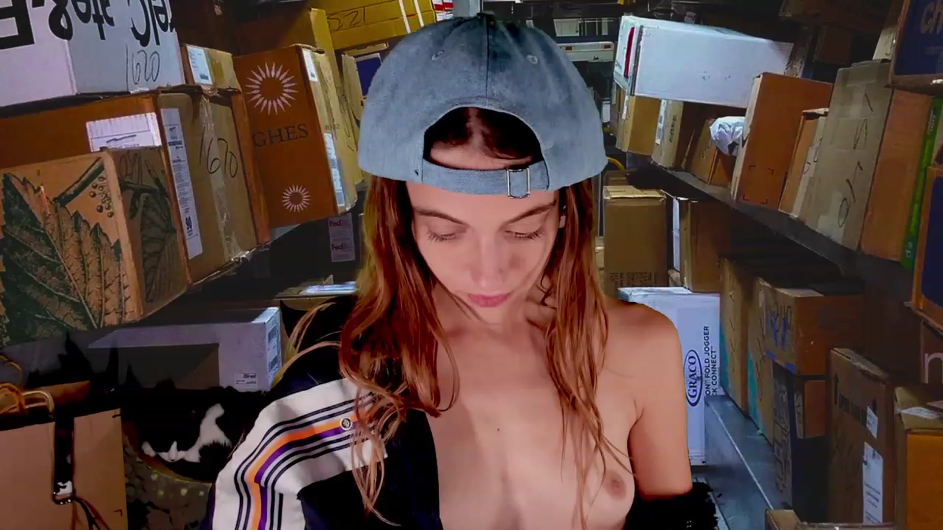 Gallery image thumbnail from NaomiDee's myfreecams stream on, 10/13/2023, 06:50 image 5 of 20