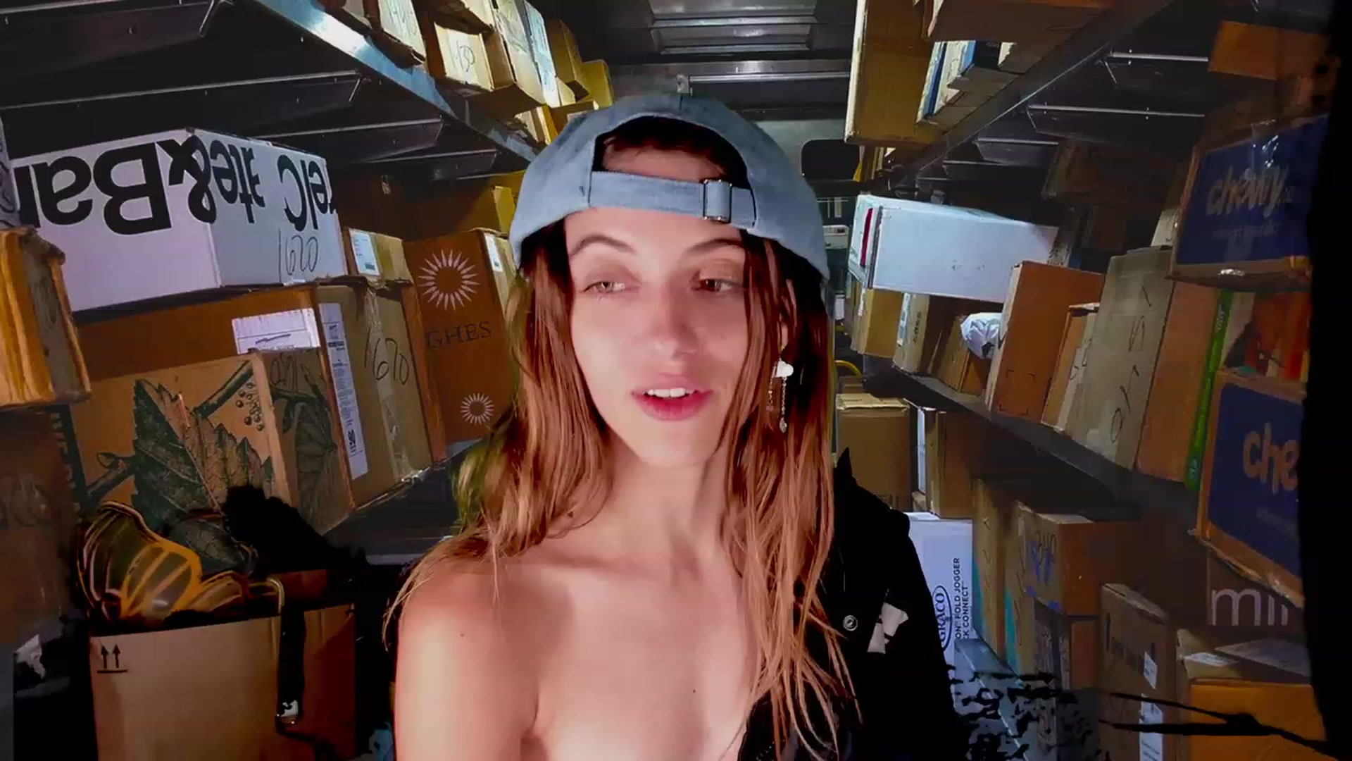Gallery image thumbnail from NaomiDee's myfreecams stream on, 10/13/2023, 07:11 image 5 of 20
