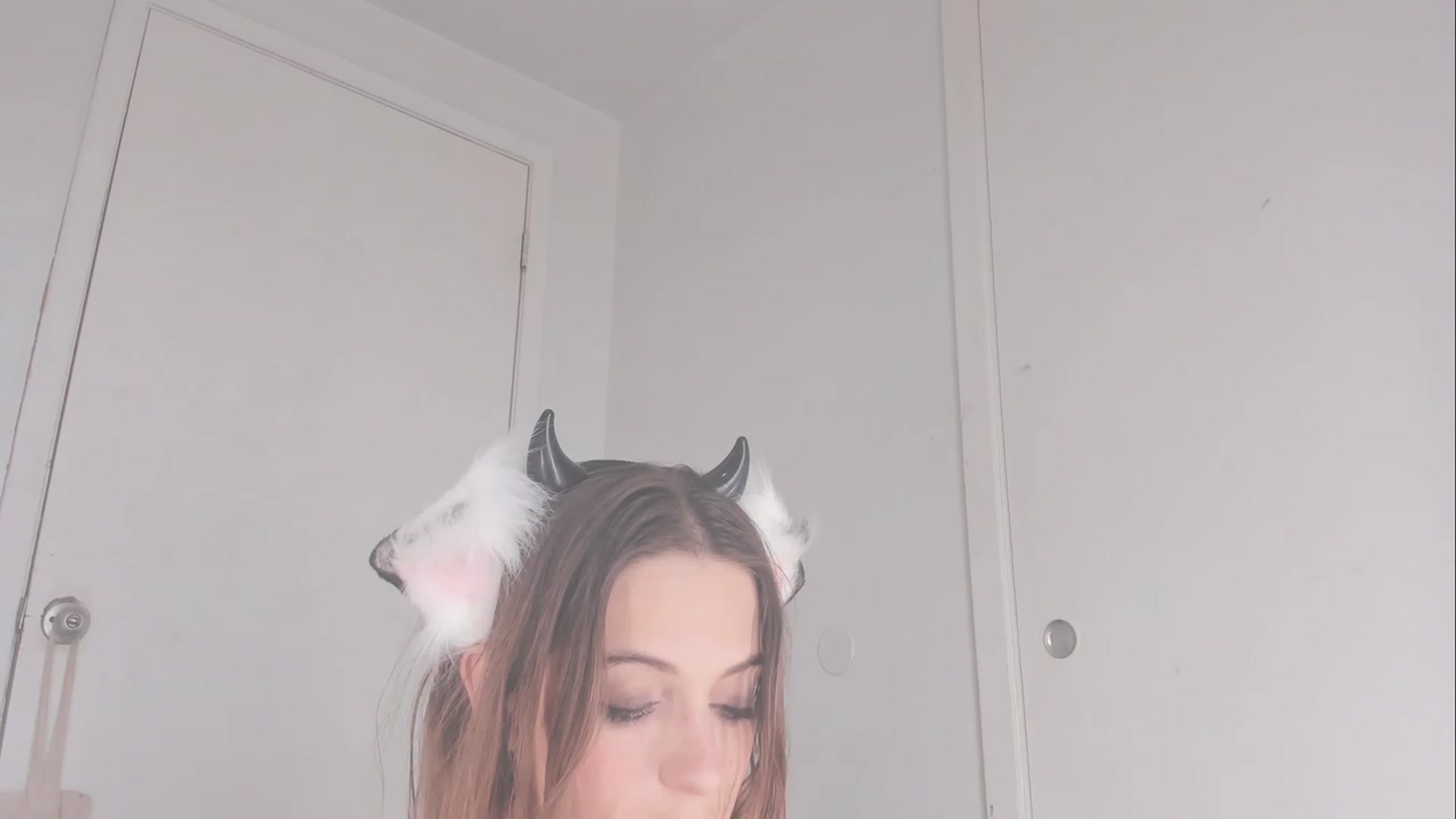 Gallery image thumbnail from NaomiDee's myfreecams stream on, 10/21/2023, 20:39 image 6 of 20