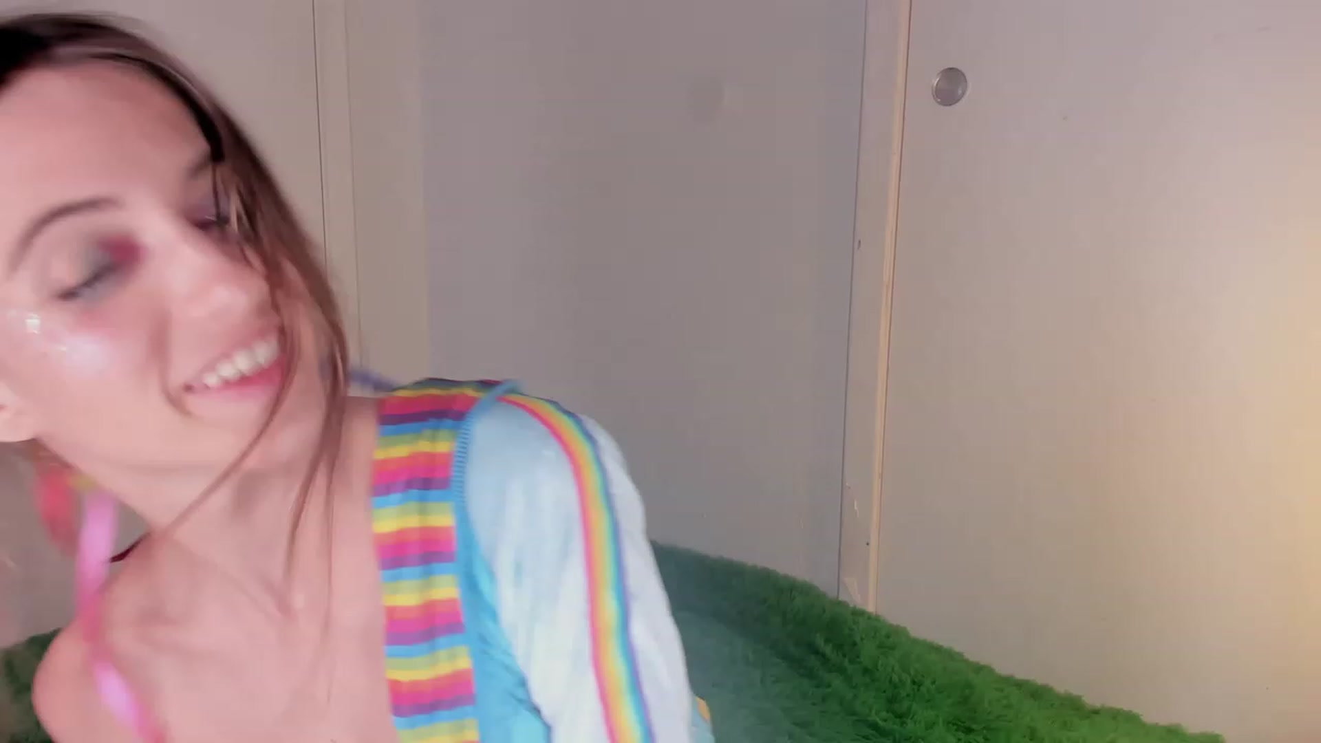 Gallery image thumbnail from NaomiDee's myfreecams stream on, 10/30/2023, 02:26 image 3 of 20