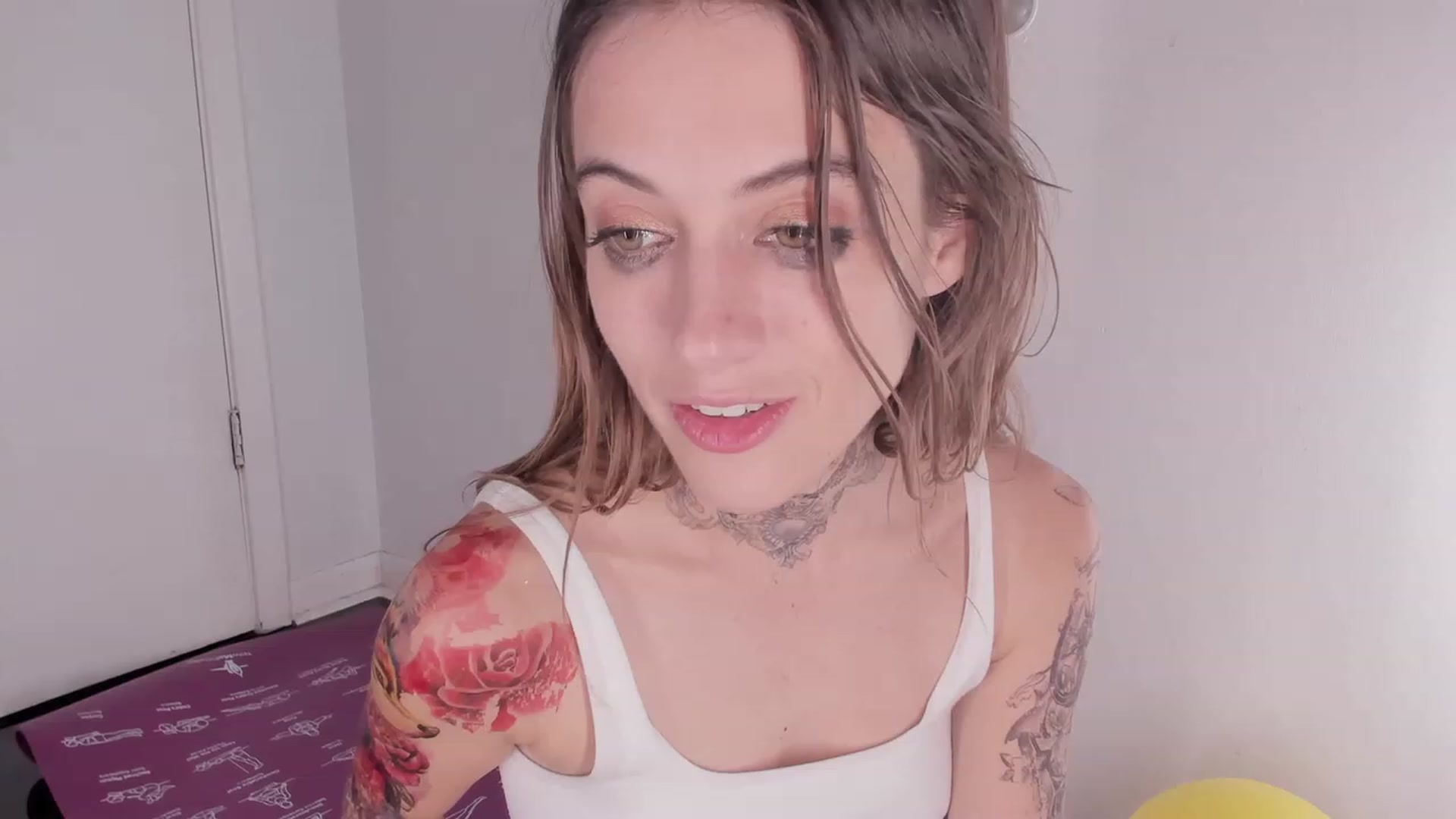 Gallery image thumbnail from NaomiDee's myfreecams stream on, 11/02/2023, 05:56 image 19 of 20