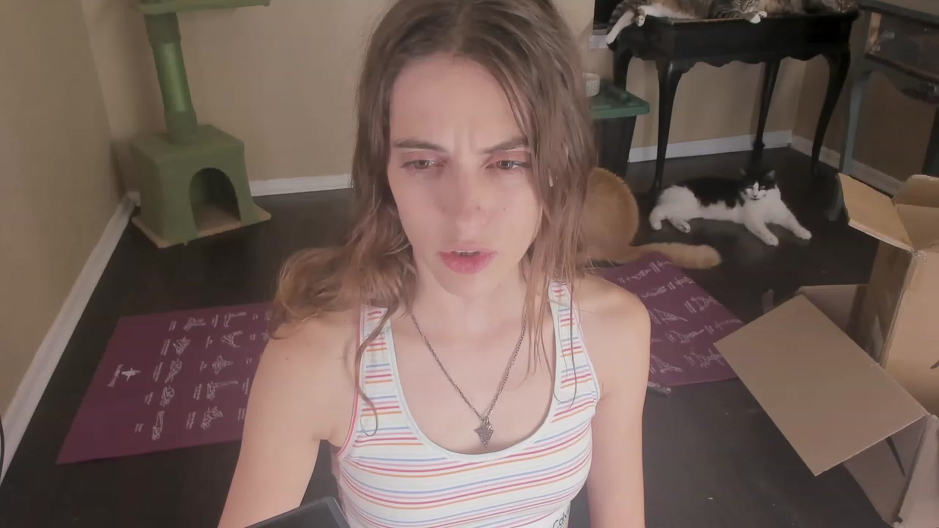 Gallery image thumbnail from NaomiDee's myfreecams stream on, 11/10/2023, 02:01 image 7 of 20