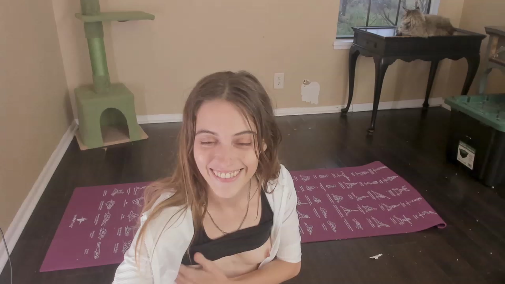 Gallery image thumbnail from NaomiDee's myfreecams stream on, 11/11/2023, 24:10 image 10 of 20