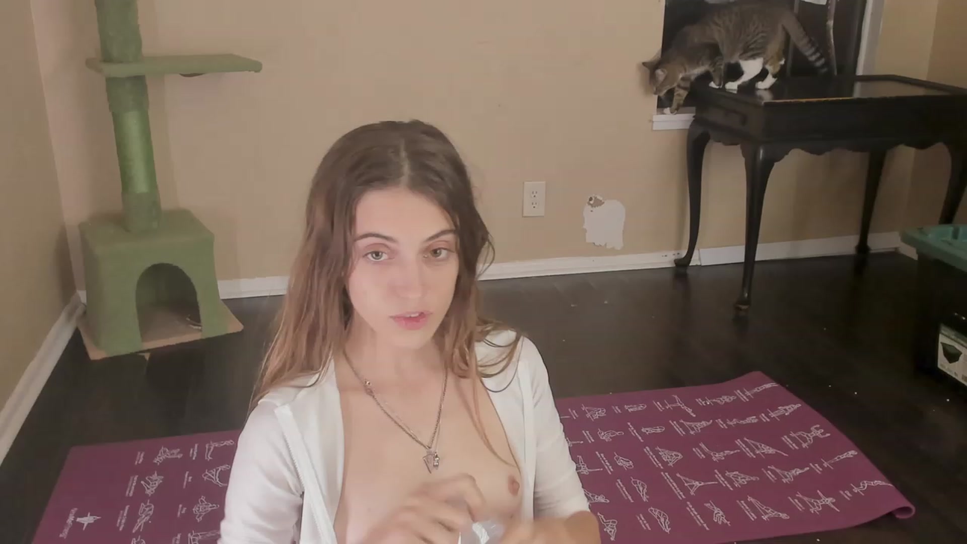 Gallery image thumbnail from NaomiDee's myfreecams stream on, 11/11/2023, 24:39 image 2 of 20