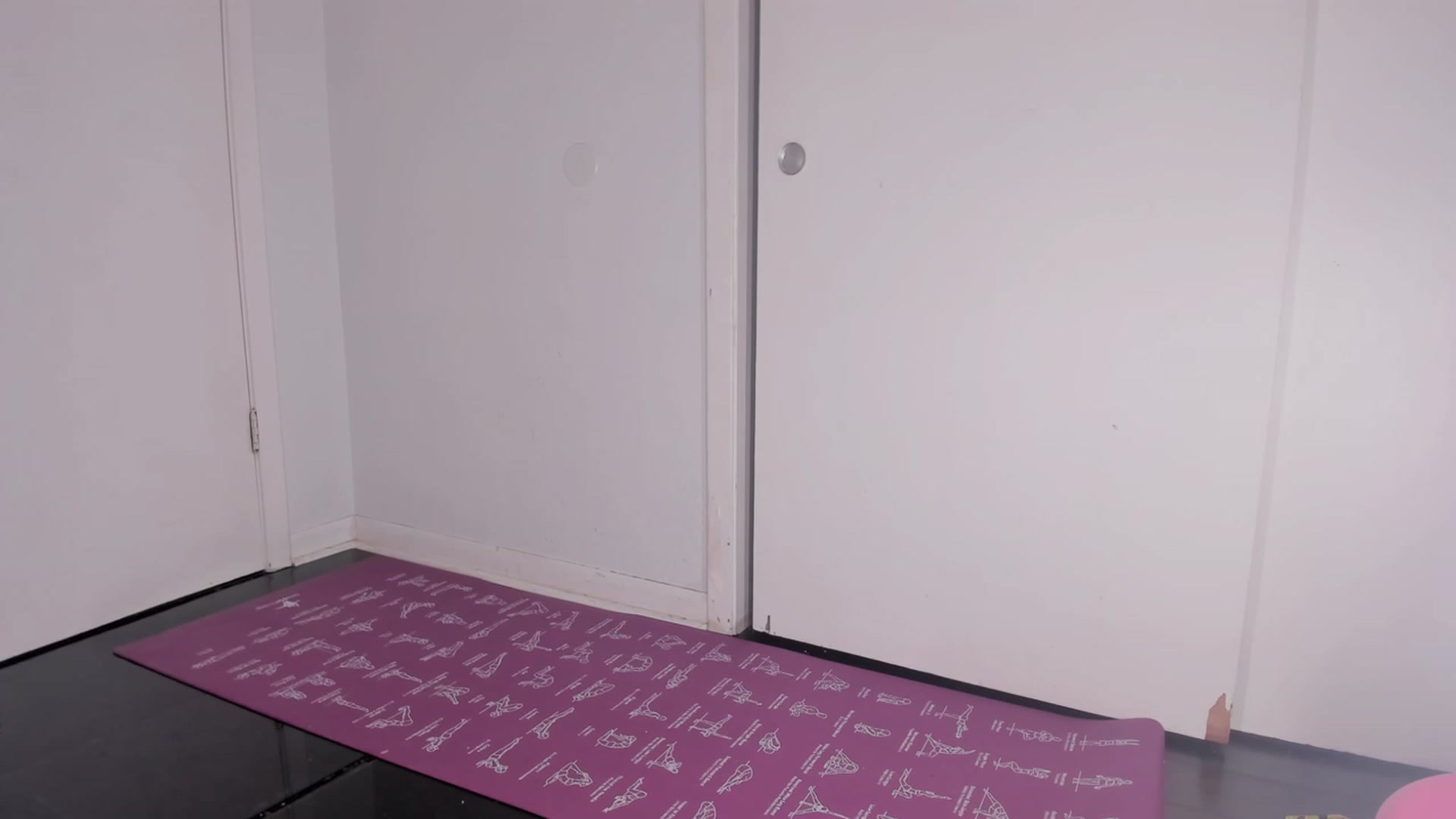 Gallery image thumbnail from NaomiDee's myfreecams stream on, 11/12/2023, 06:53 image 17 of 20