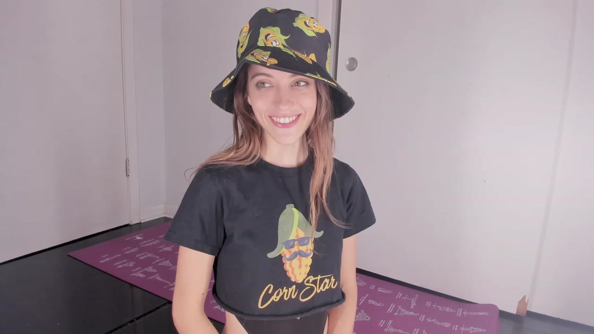 Gallery image thumbnail from NaomiDee's myfreecams stream on, 11/12/2023, 07:18 image 7 of 20